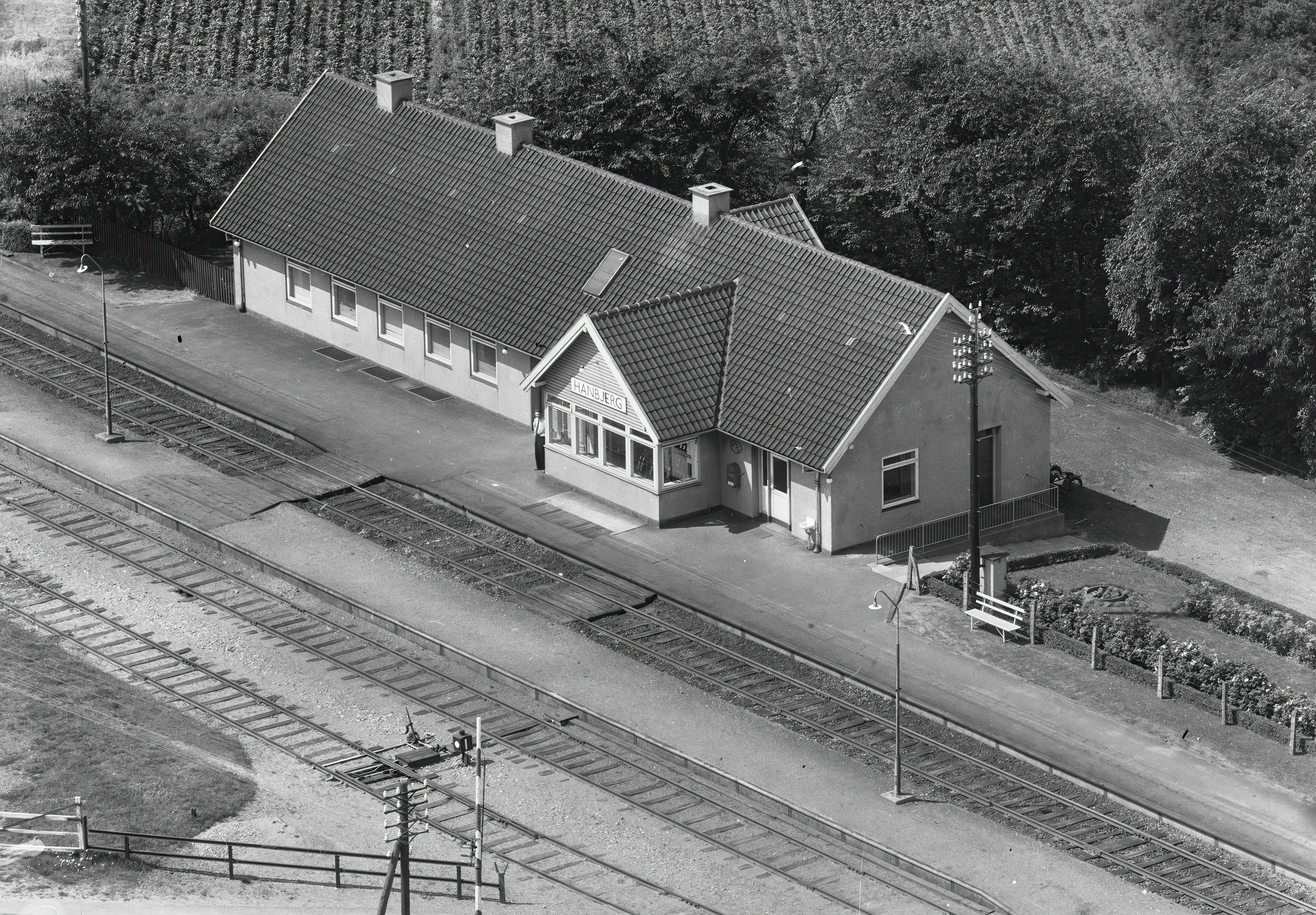 Billede af Handbjerg Trinbræt. Billede af Handbjerg Trinbræt.