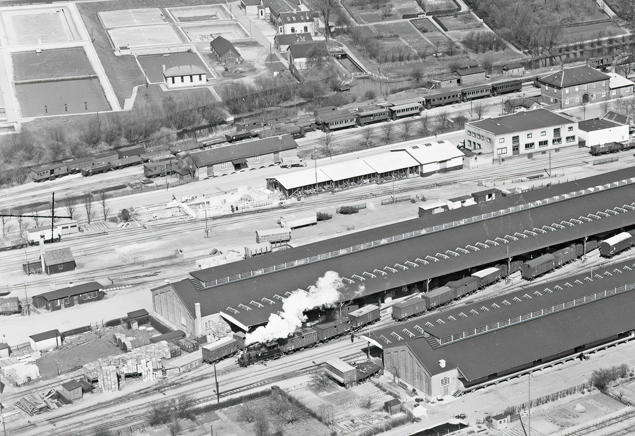 Billede af Hammelbanegården (Aarhus) Station - placeret i øverste højre hjørne.