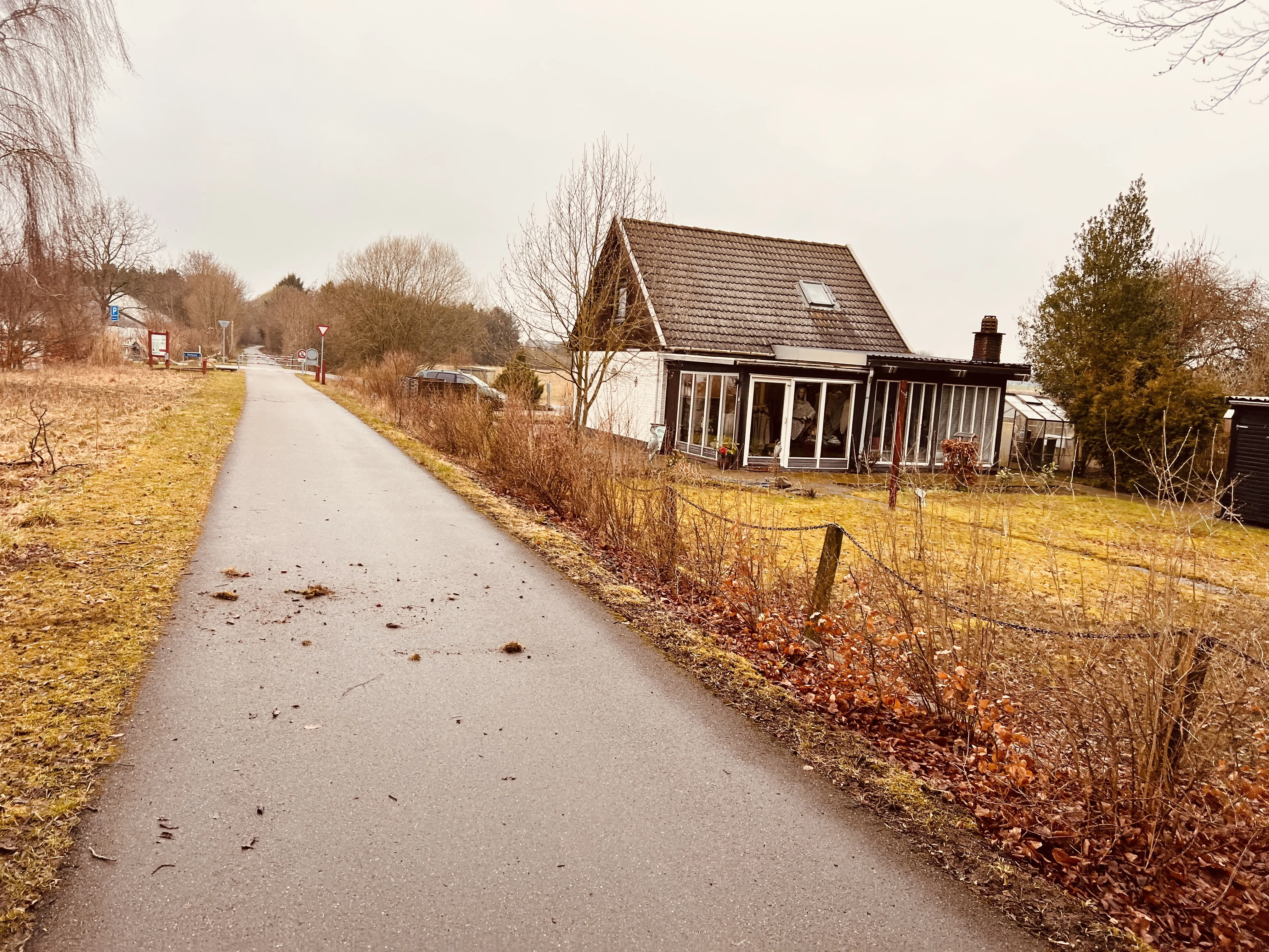 Billede af Sludstrup Trinbræt - Trinbræt er nedrevet, men Sludstrup Trinbræt har ligget her.