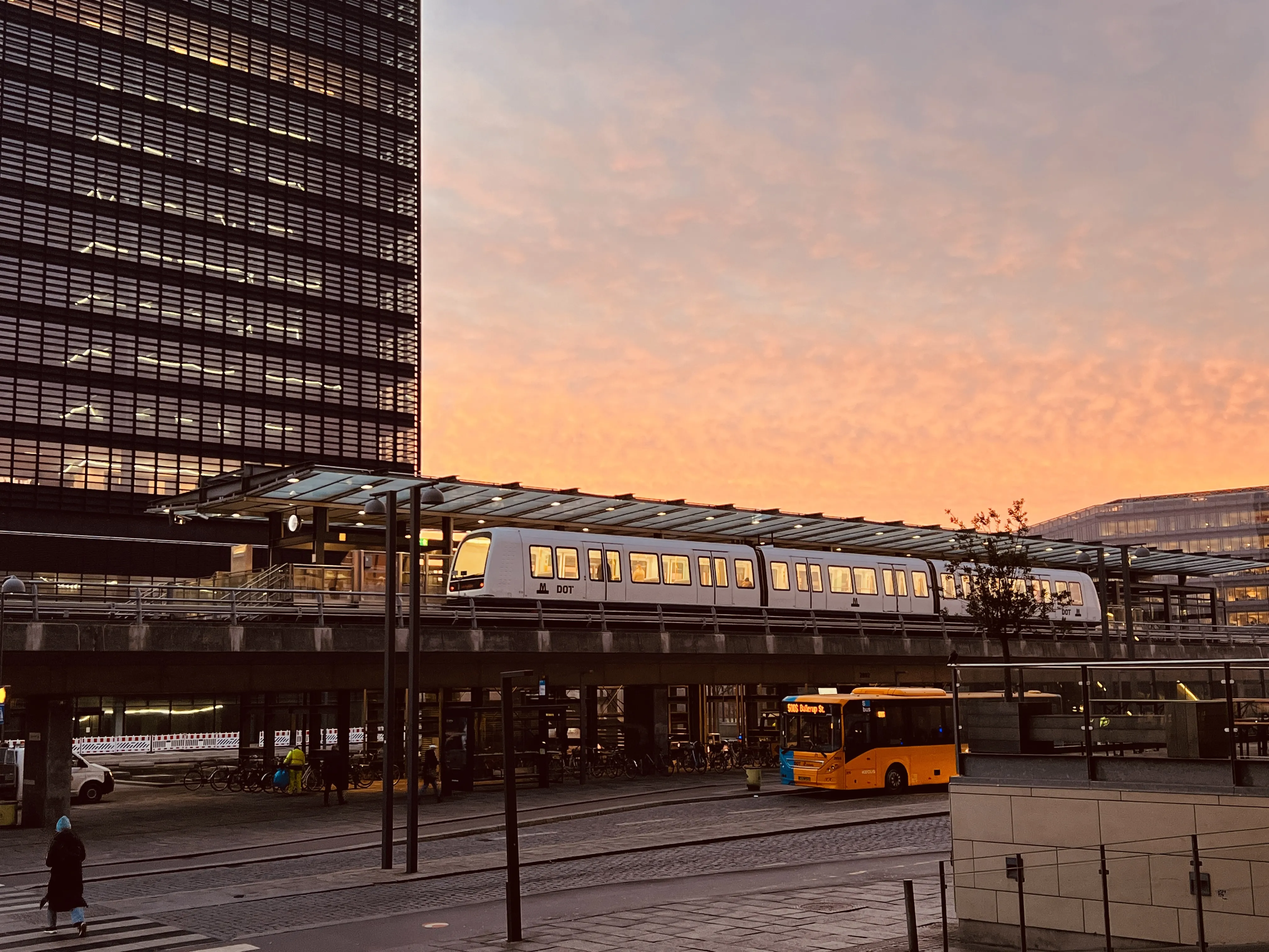 Billede af Ørestad Metrostation.