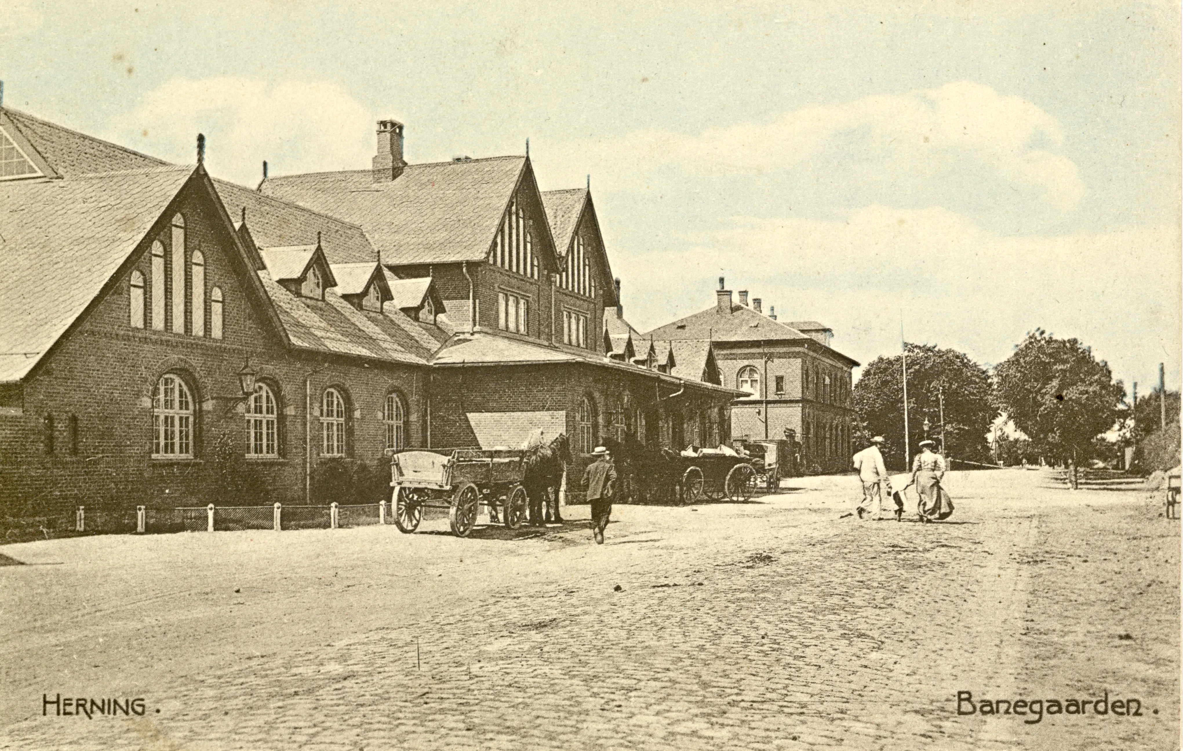 Postkort med Herning Banegård. Postkort med Herning Banegård.