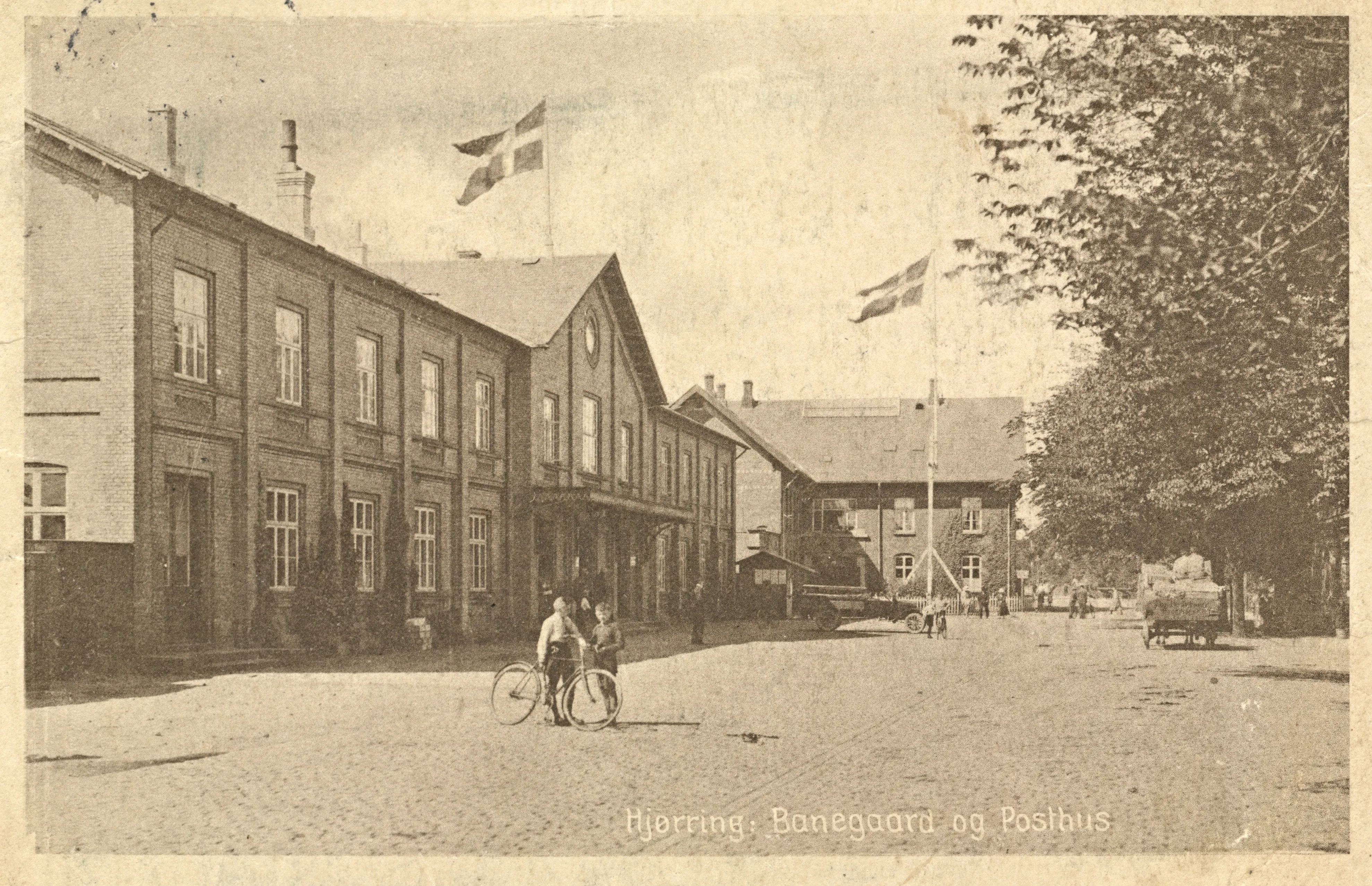 Postkort med Hjørring Station. Postkort med Hjørring Station.