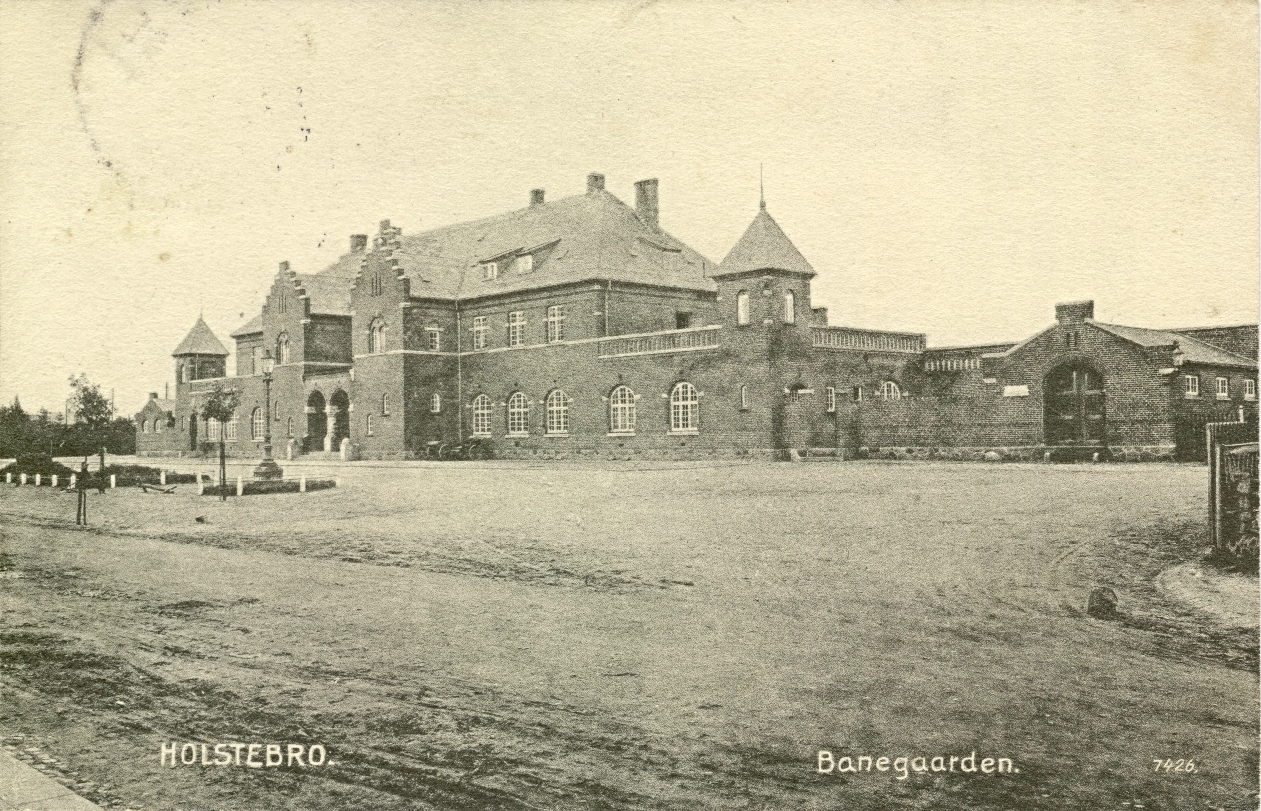 Postkort med Holstebro Station. Postkort med Holstebro Station.