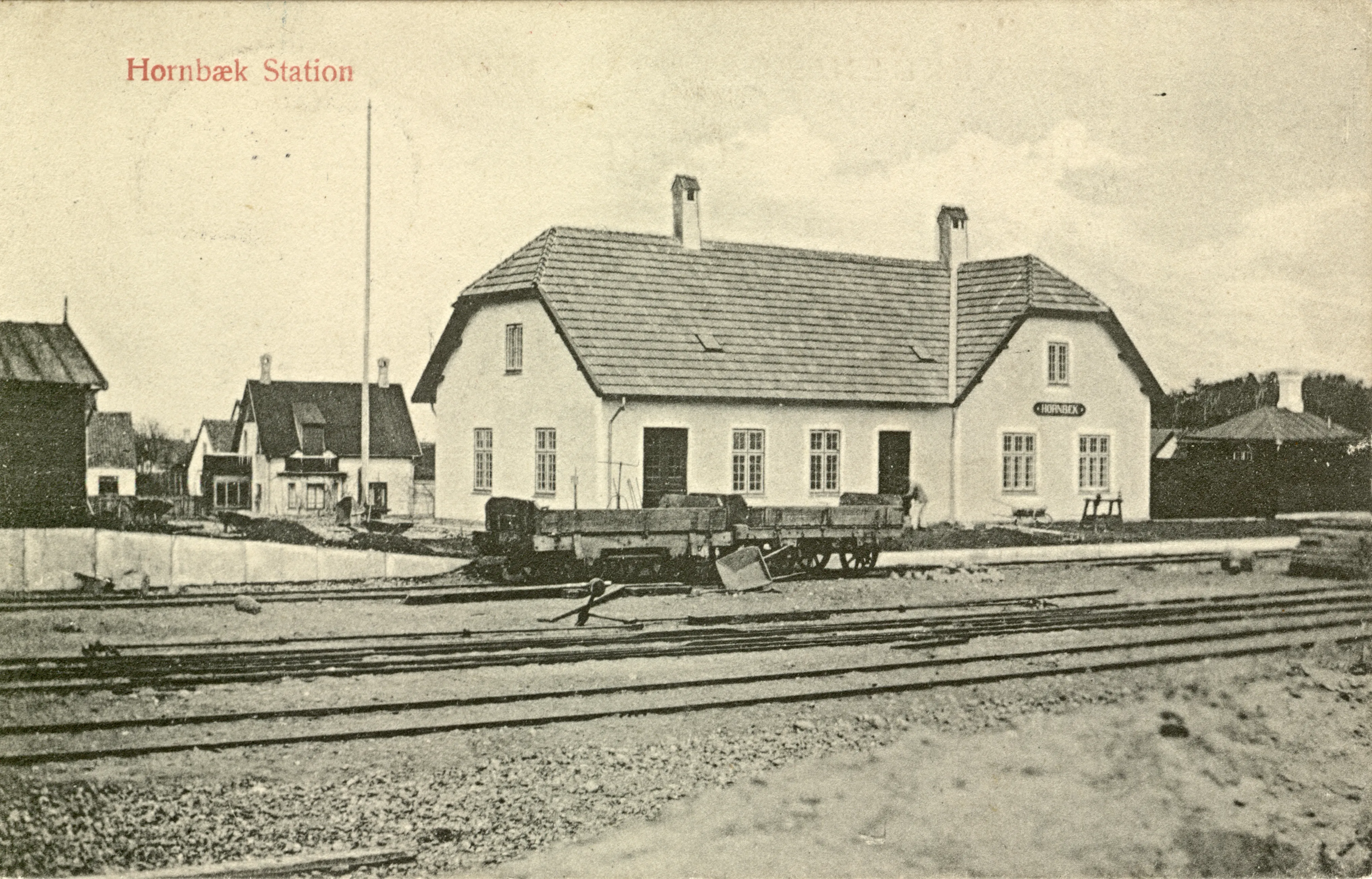 Postkort med Hornbæk Station.