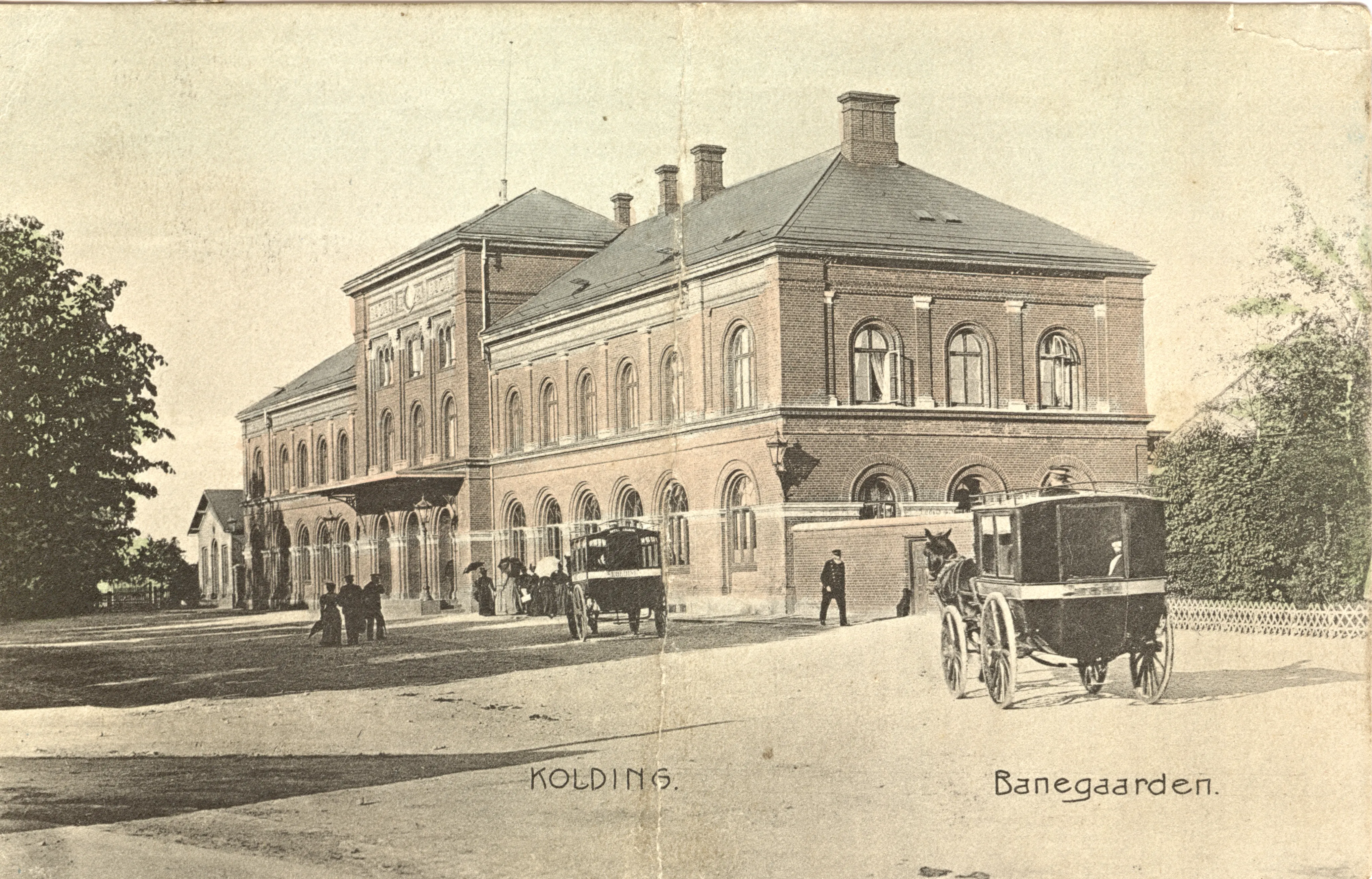 Postkort med Kolding Banegård. Postkort med Kolding Banegård.