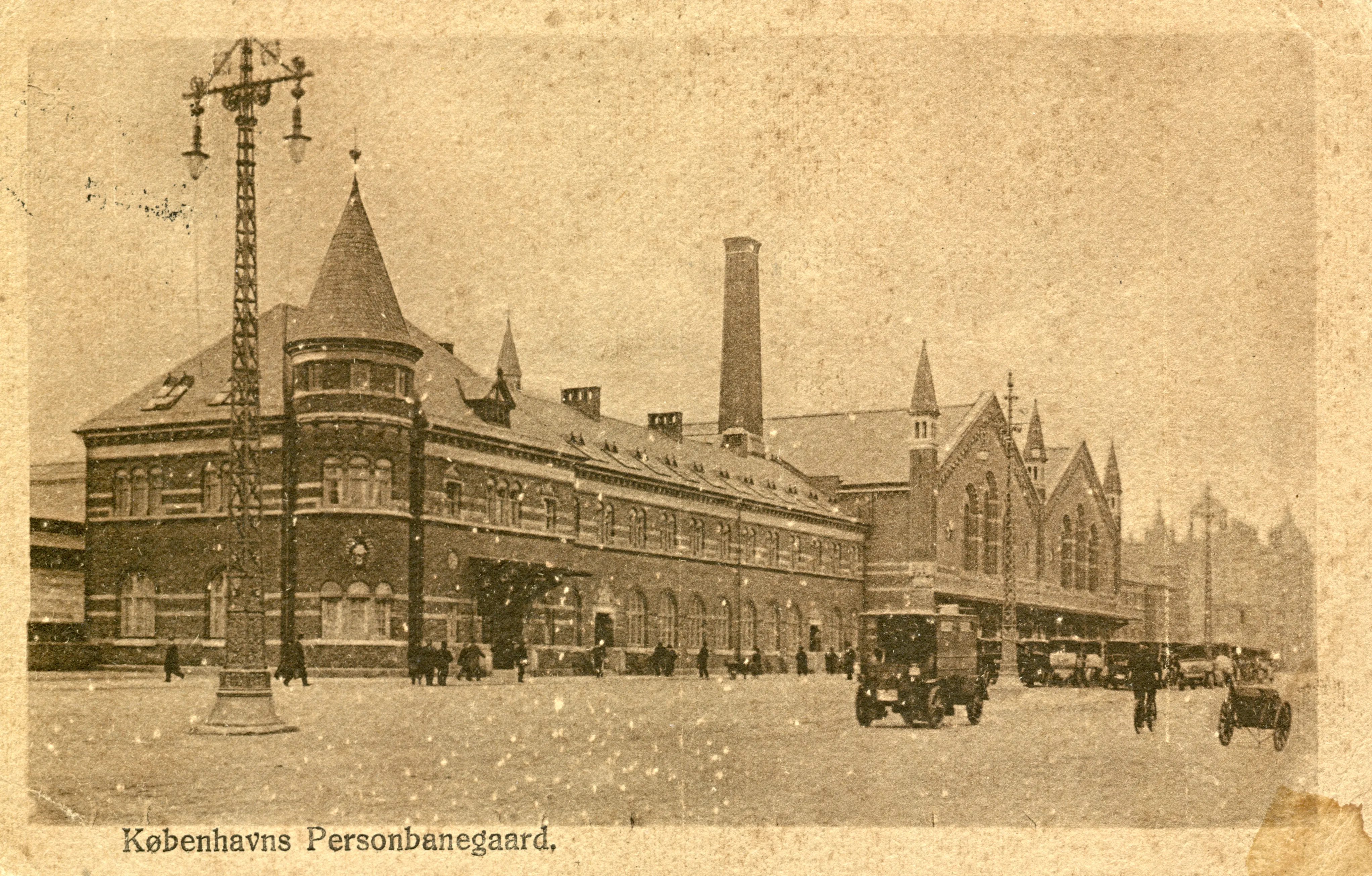 Postkort med København Hovedbanegård.