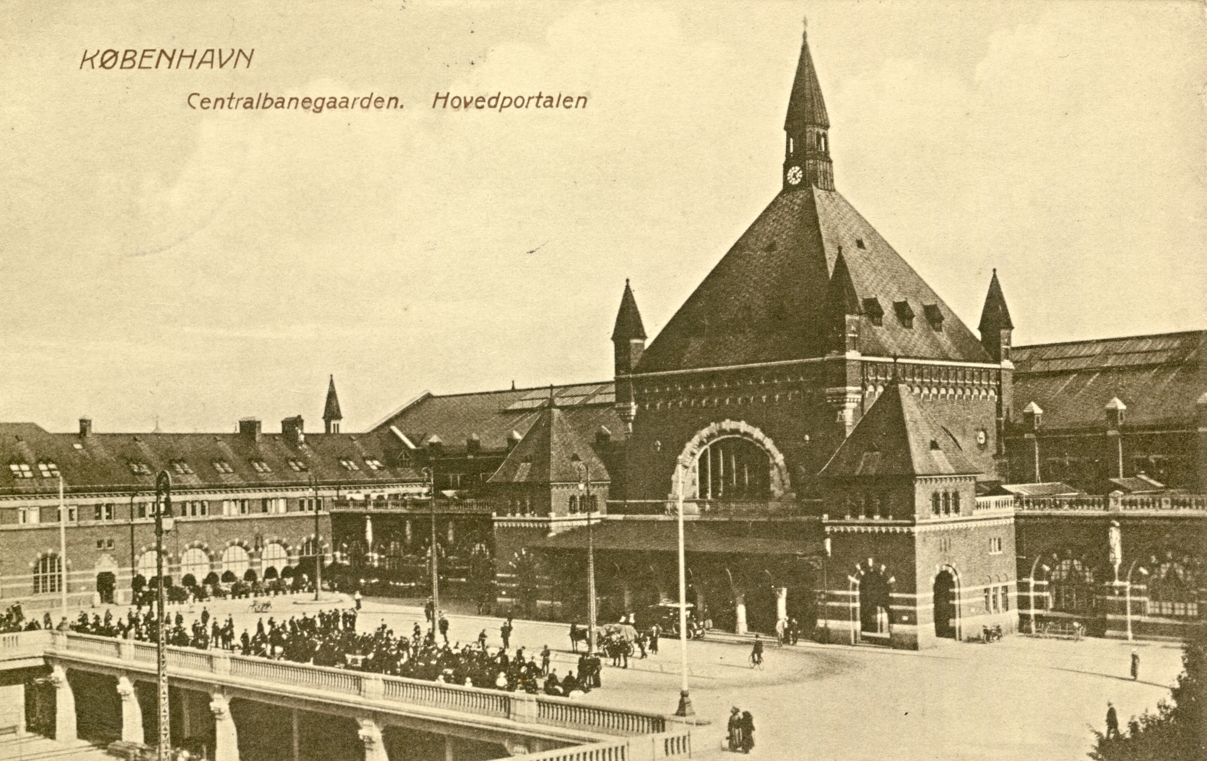 Postkort med København Hovedbanegård. Postkort med København Hovedbanegård.