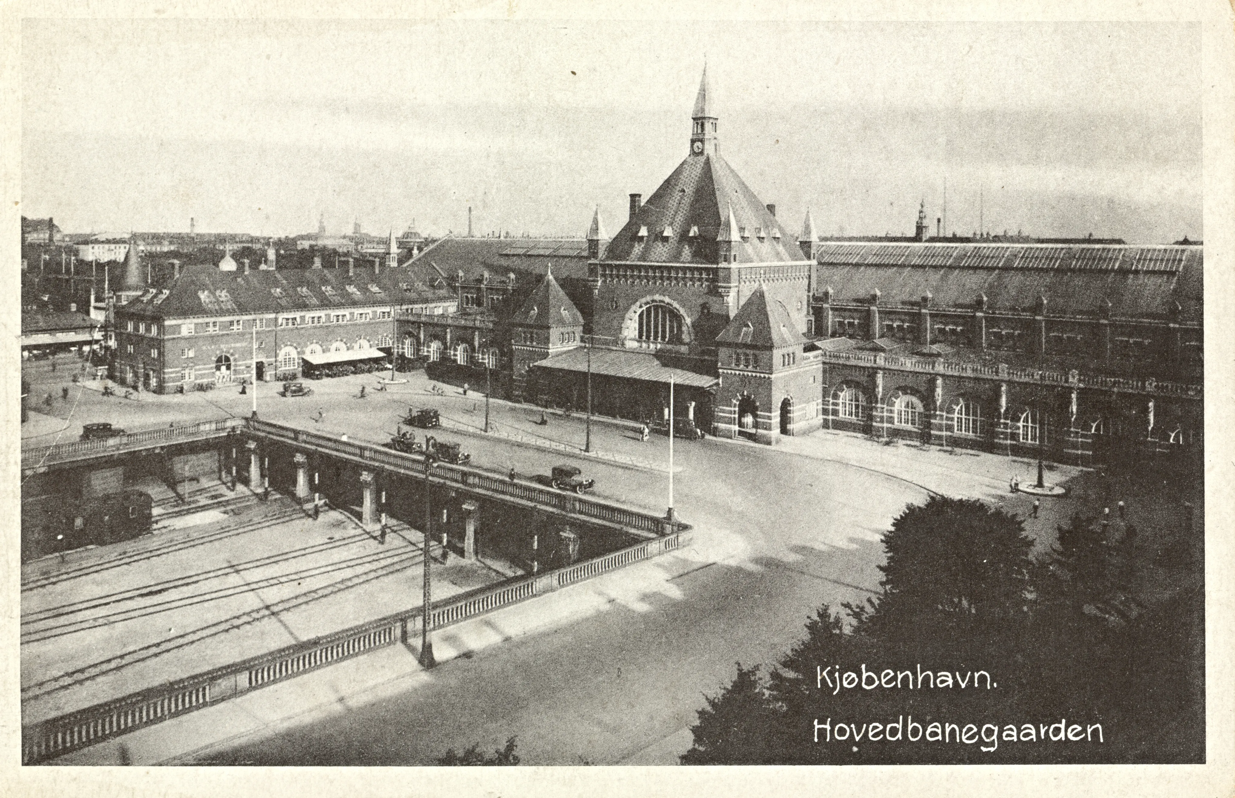 Postkort med København Hovedbanegård.