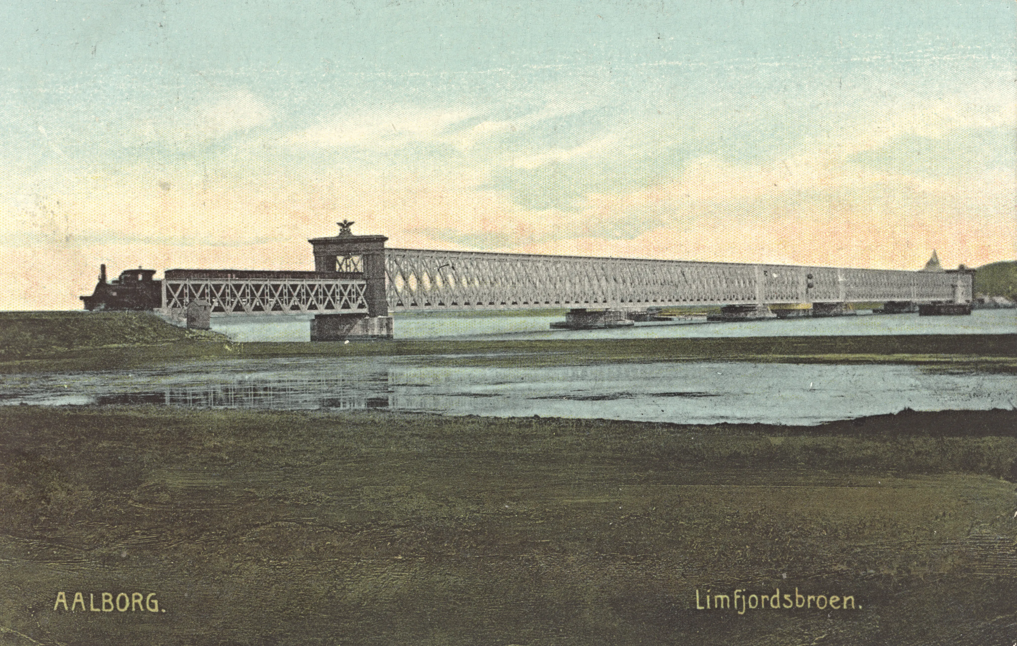 Postkort med Limfjordsbroen Jernbanebro.