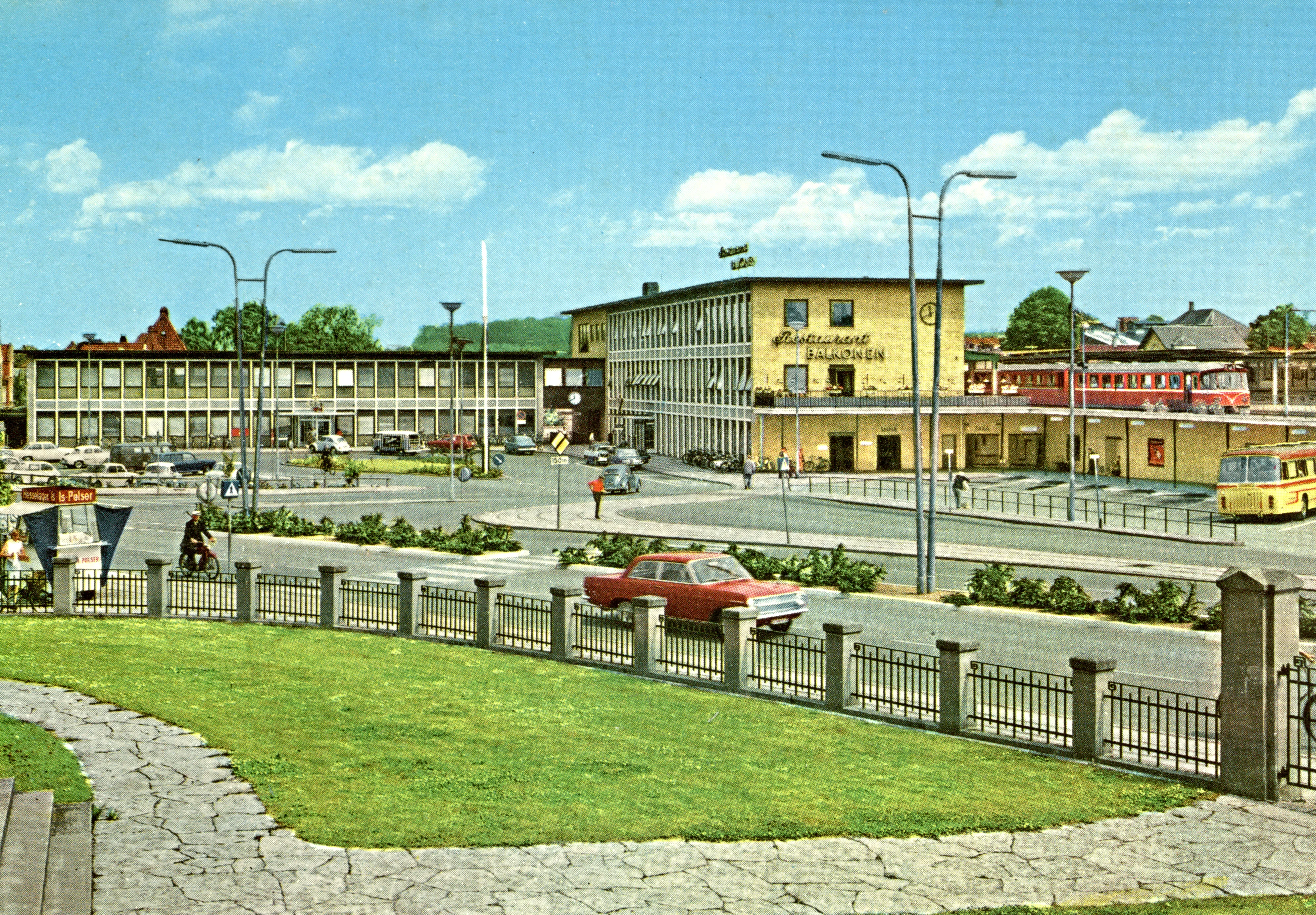 Postkort med Nykøbing Falster Station.