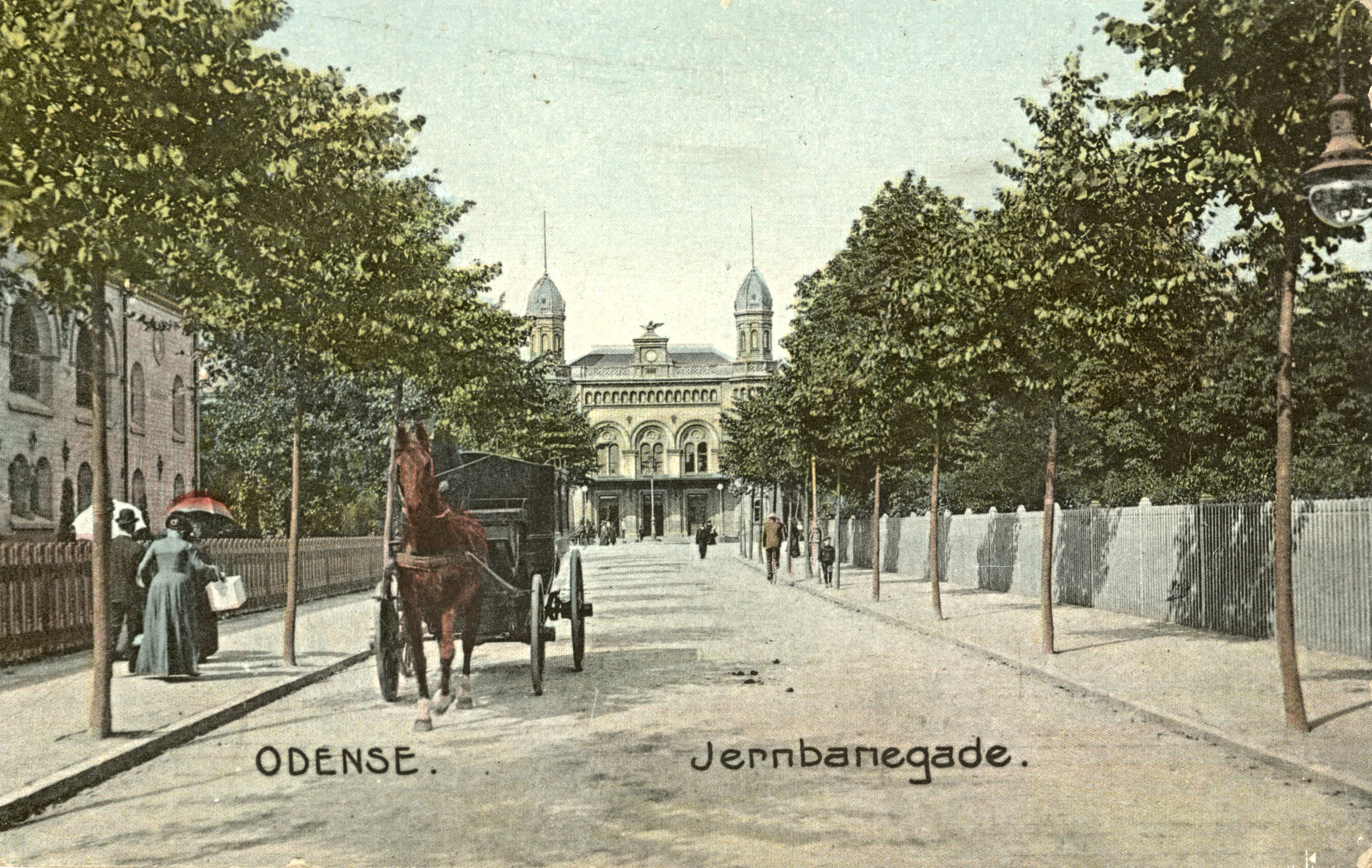 Postkort med Odense Banegård. Postkort med Odense Banegård.