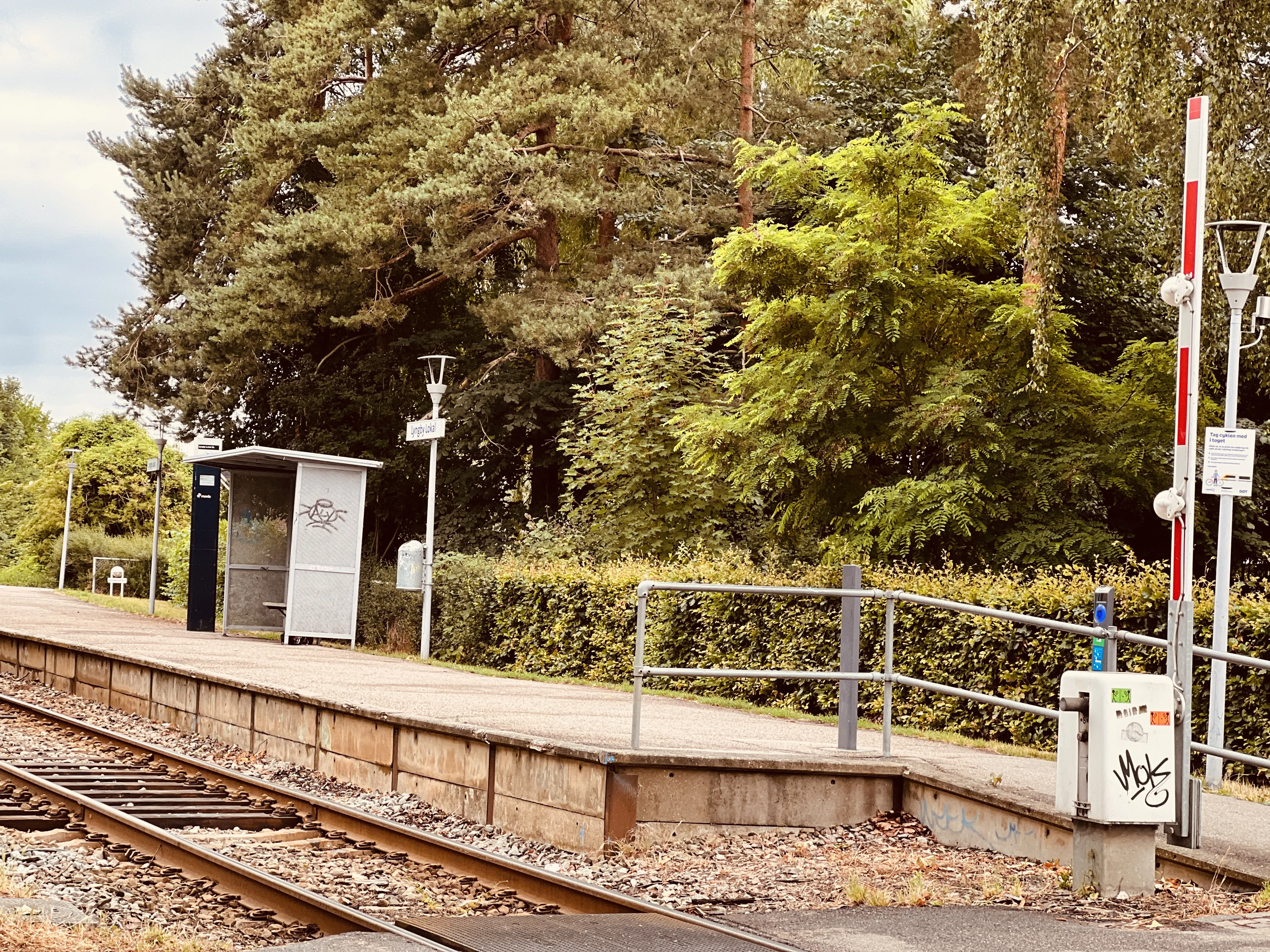 Billede af Lyngby Lokal Station. Billede af Lyngby Lokal Station.