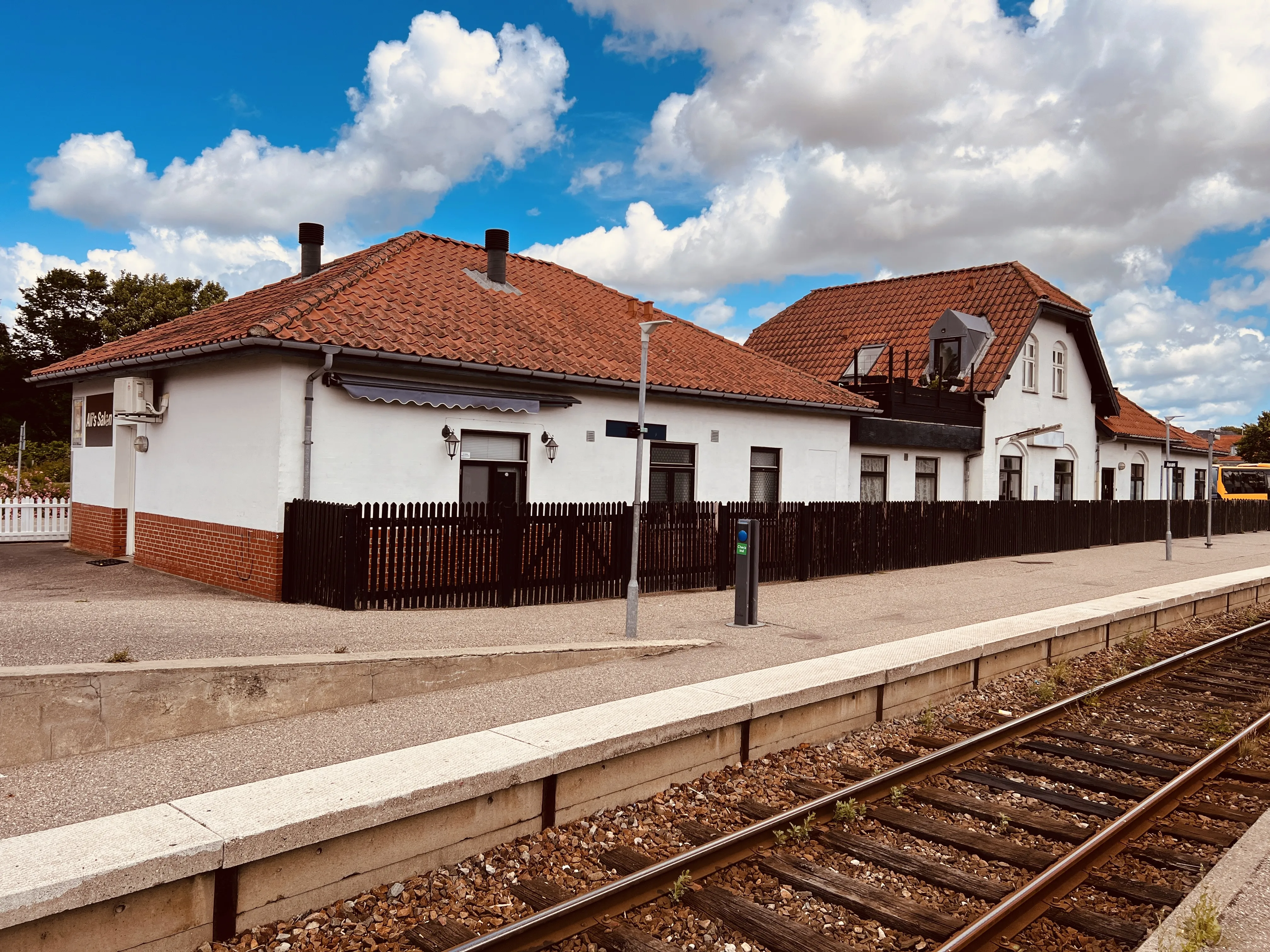 Billede af Asnæs Station.