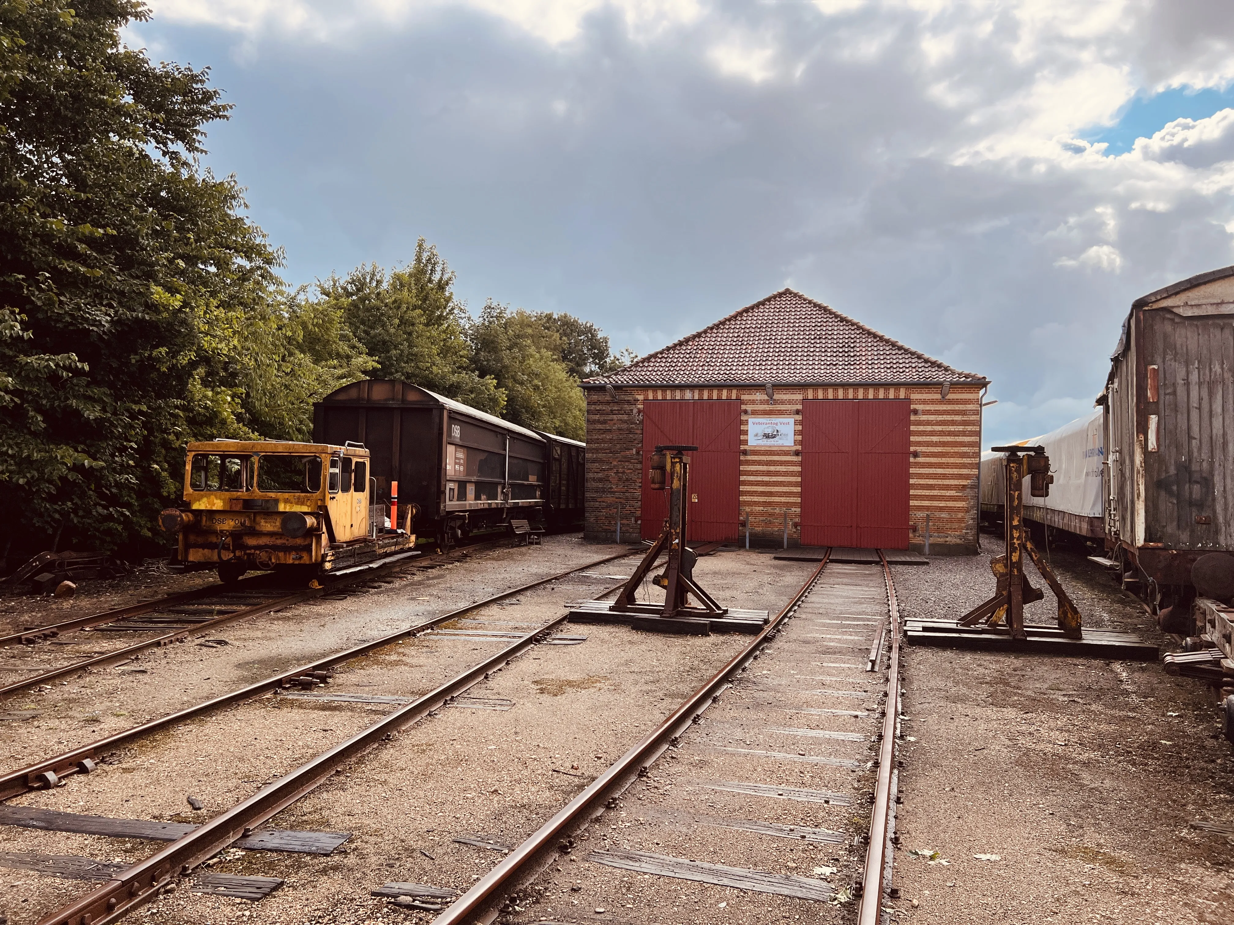 Billede af Bramming Stations remise.