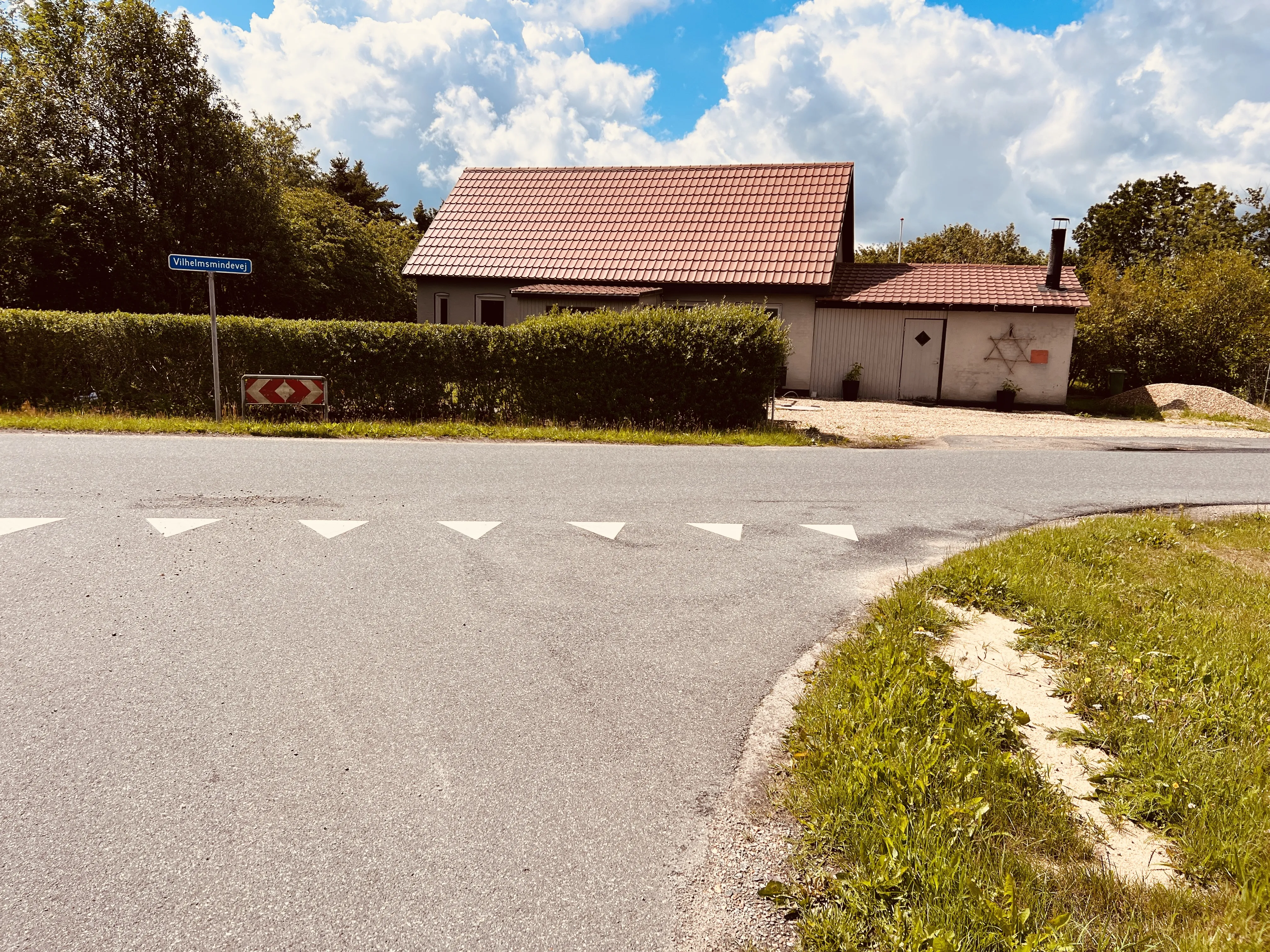 Billede af Kolstrupgaard Holdeplads. Billede af Kolstrupgaard Holdeplads.