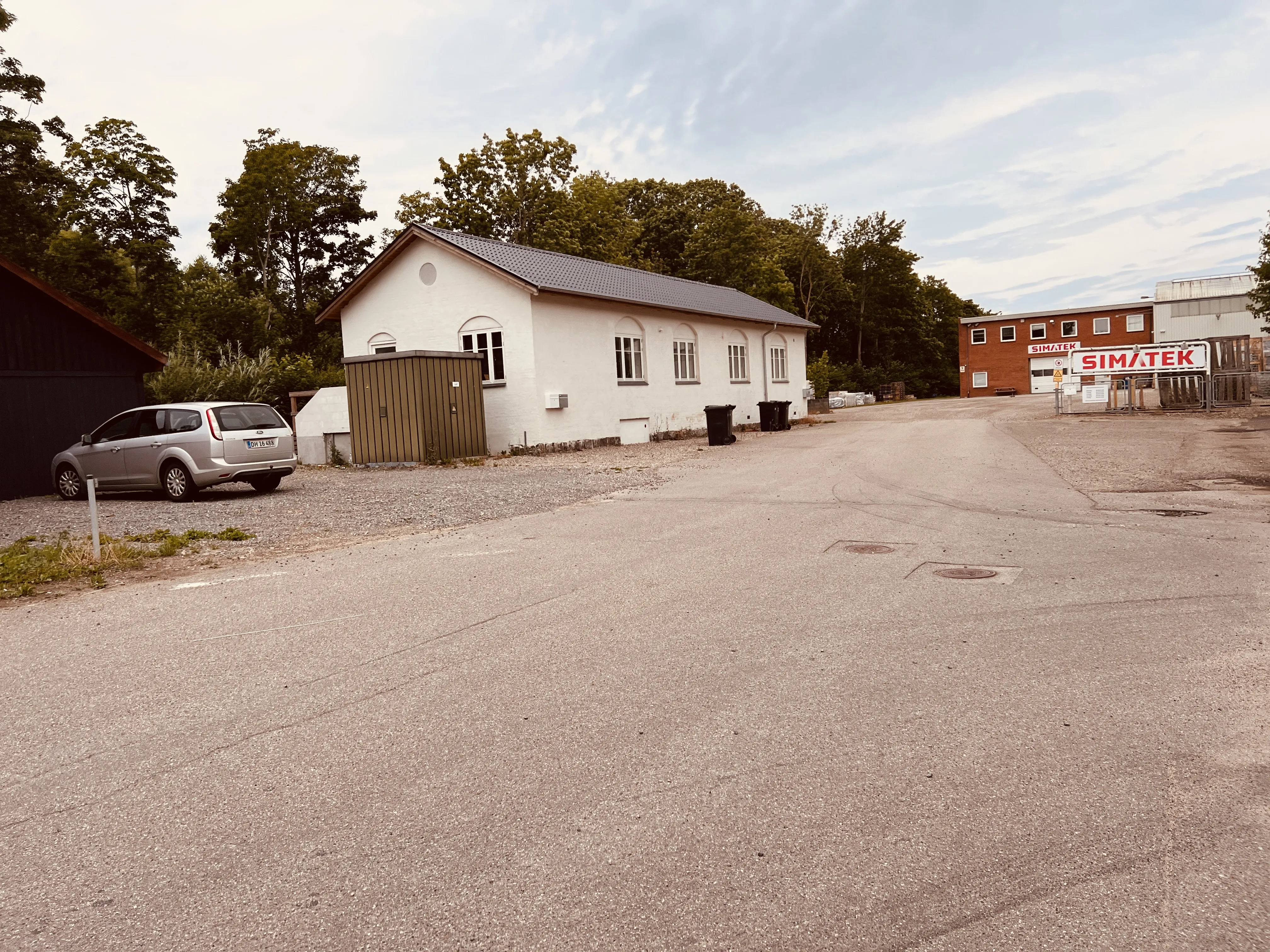 Billede af Jerslev Stations varehus. Billede af Jerslev Stations varehus.