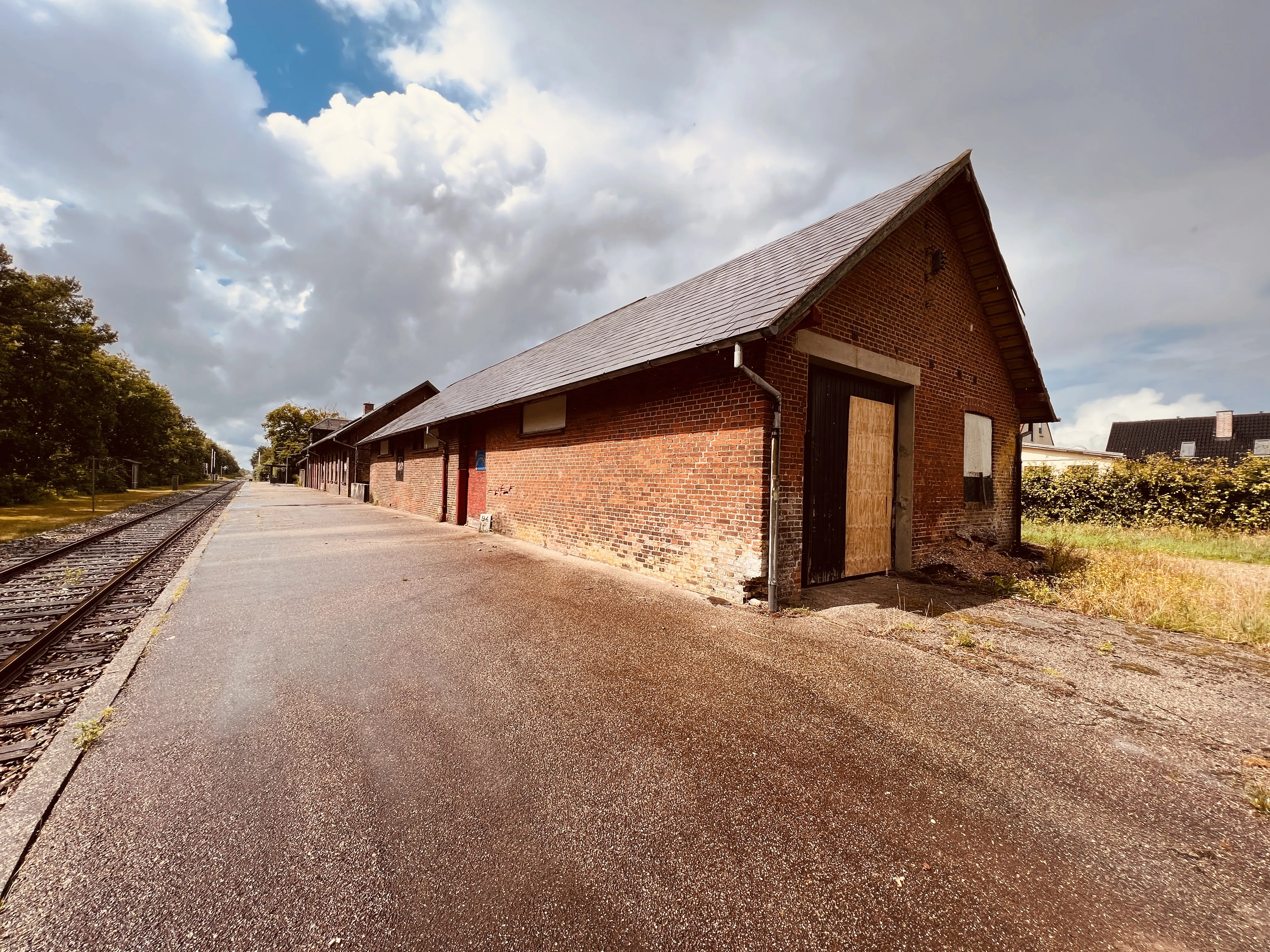 Billede af Troldhede Stations varehus. Billede af Troldhede Stations varehus.