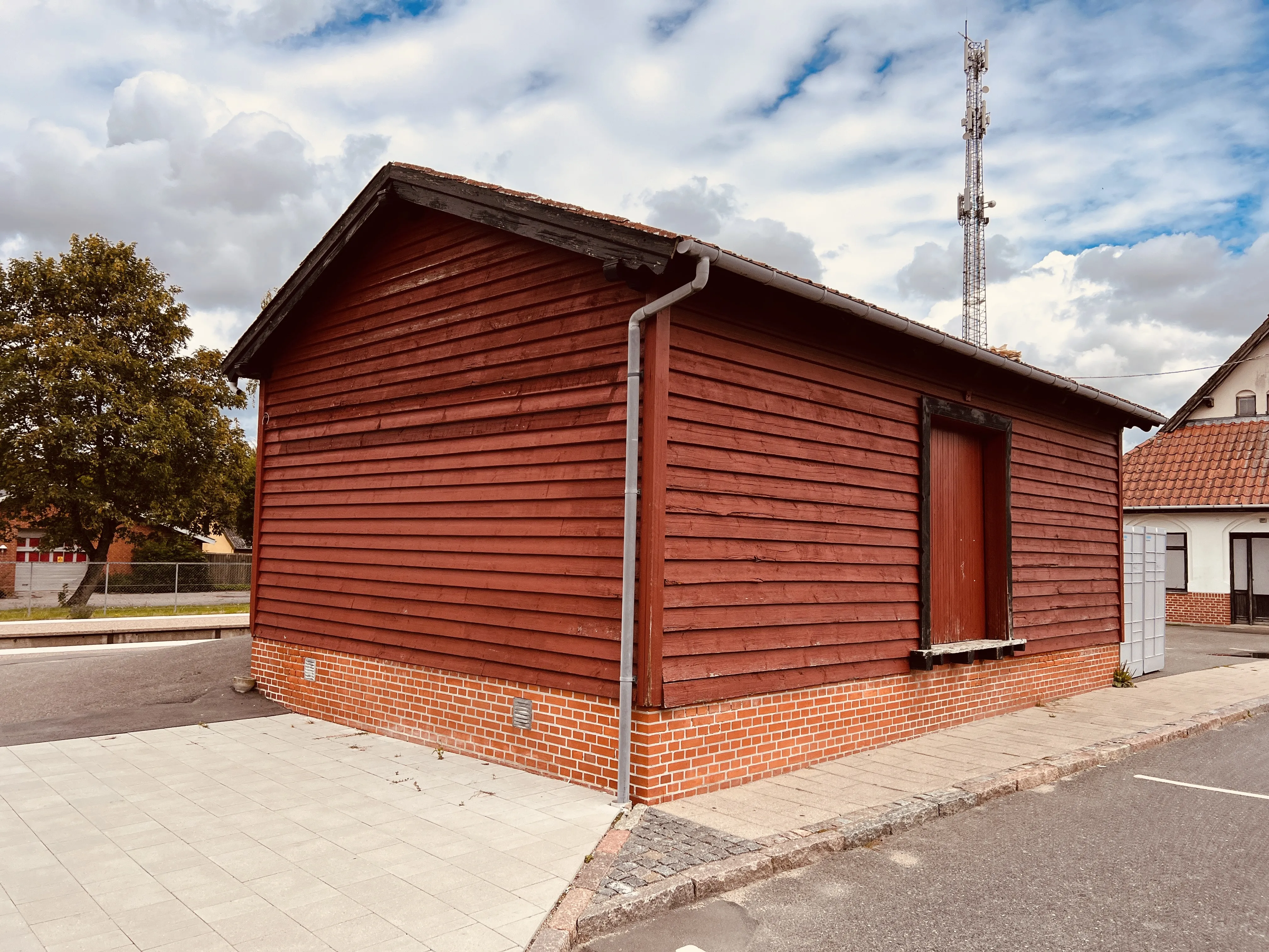 Billede af Stenlille Stations varehus. Billede af Stenlille Stations varehus.