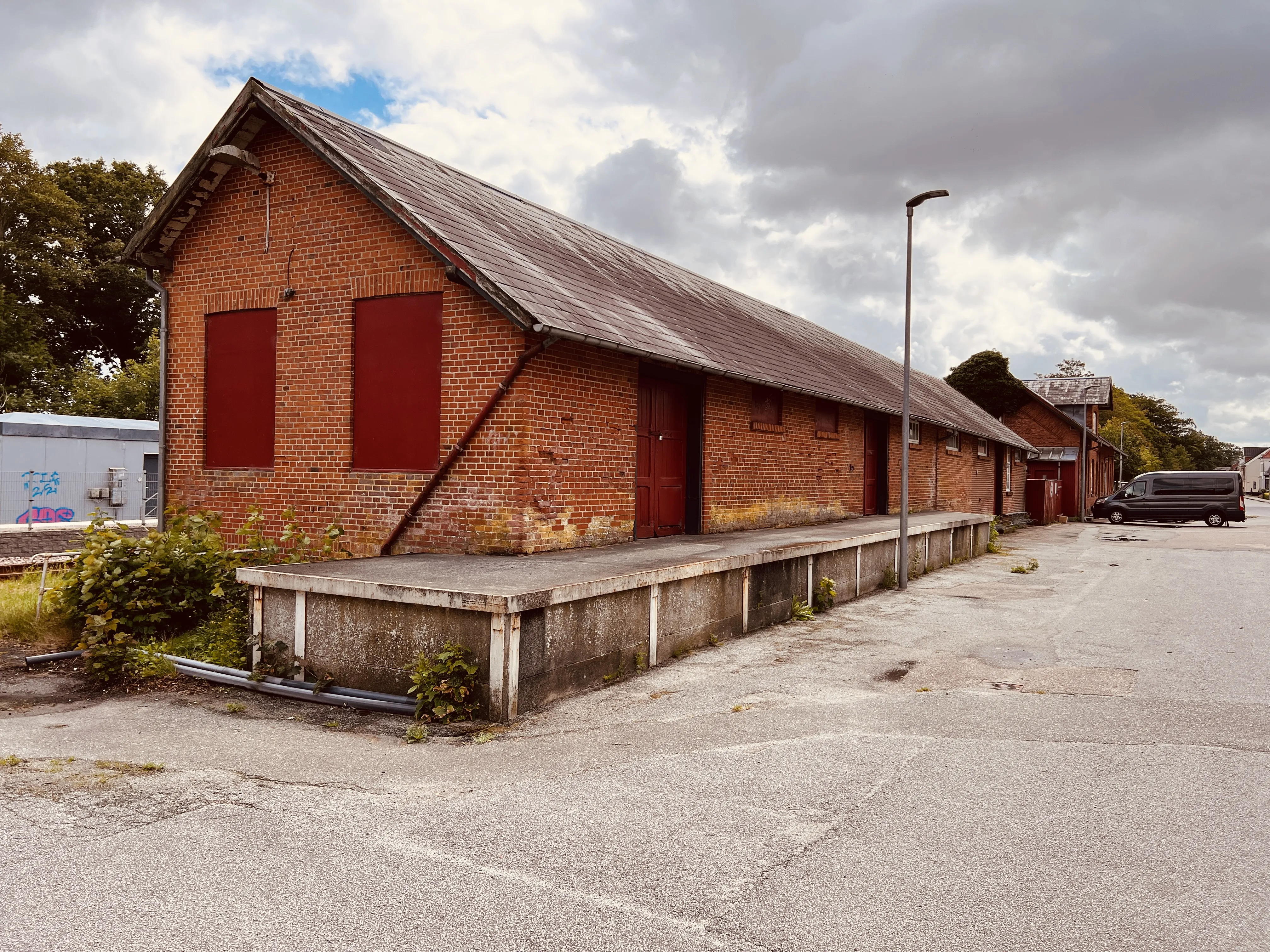 Billede af Ølgod Stations varehus.