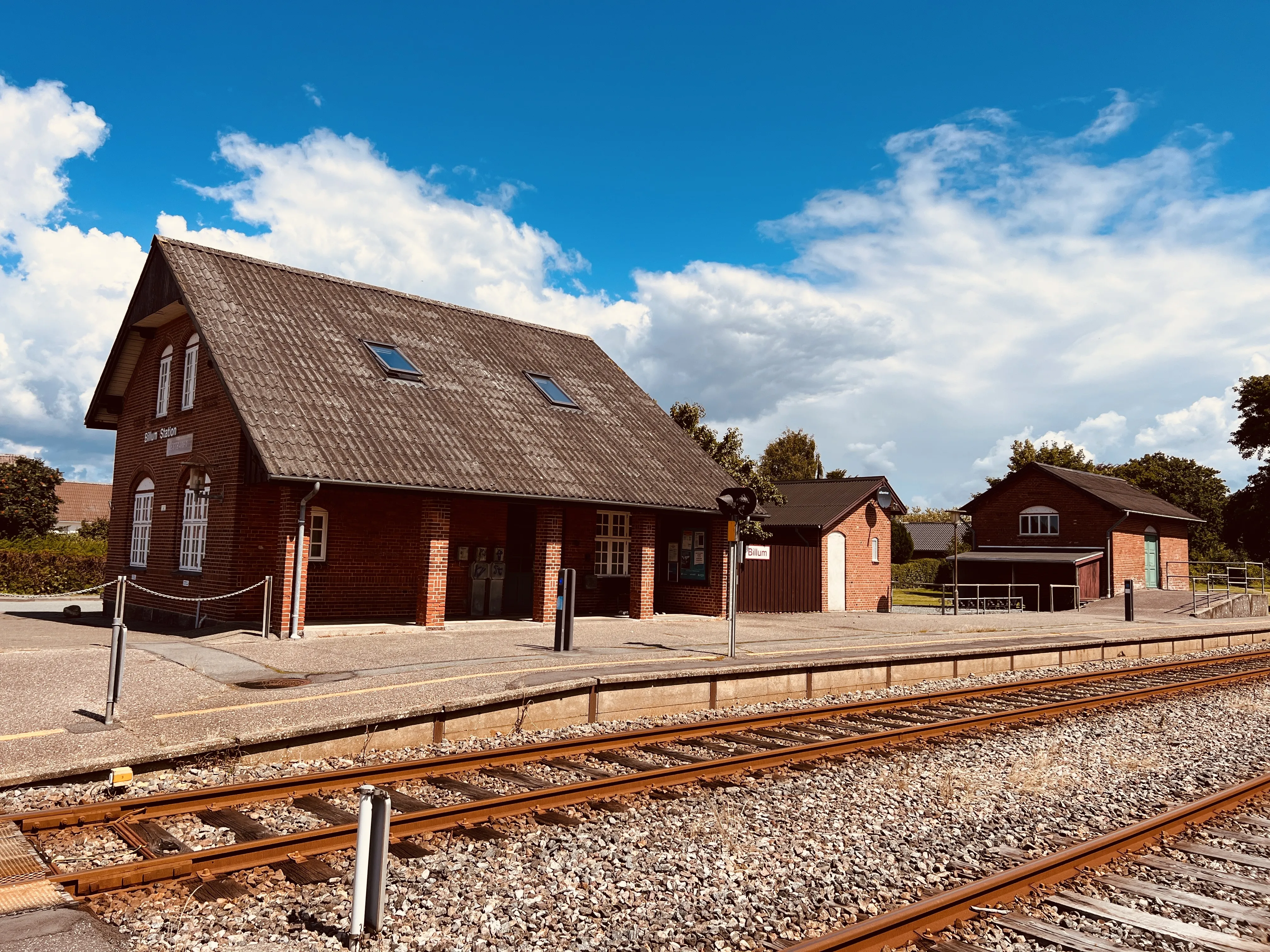 Billede af Billum Station. Billede af Billum Station.