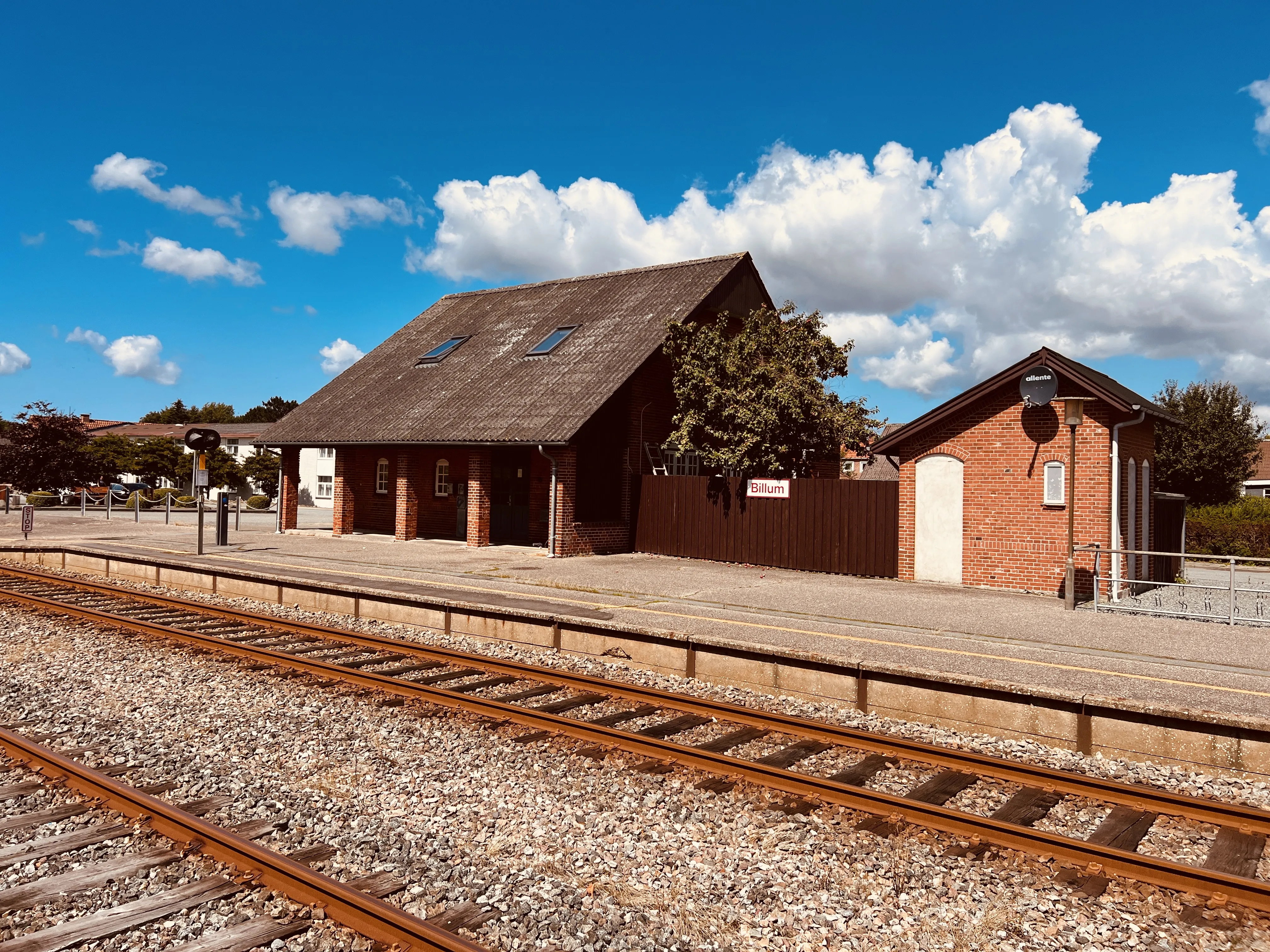 Billede af Billum Station. Billede af Billum Station.