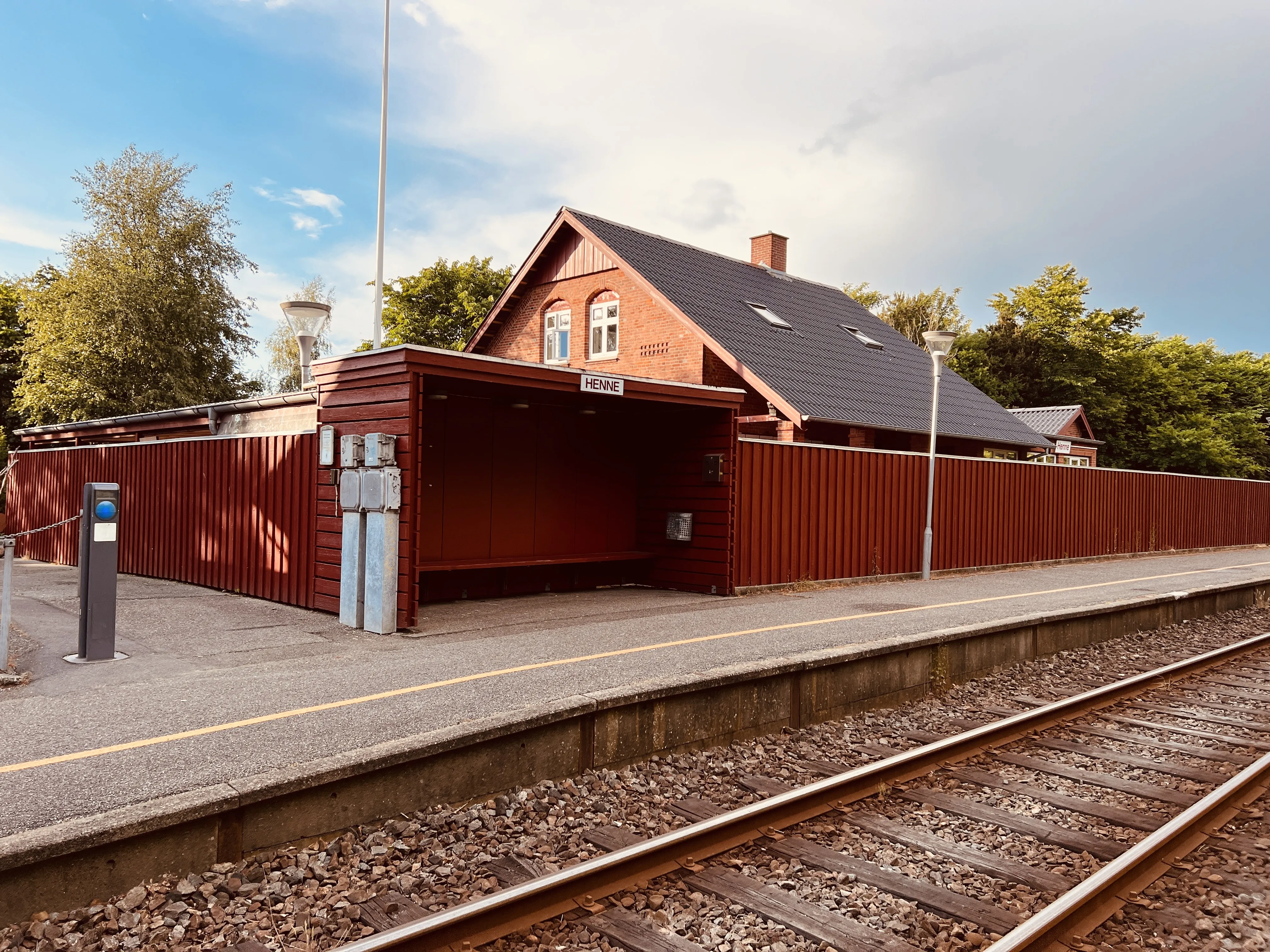 Billede af Henne Station.