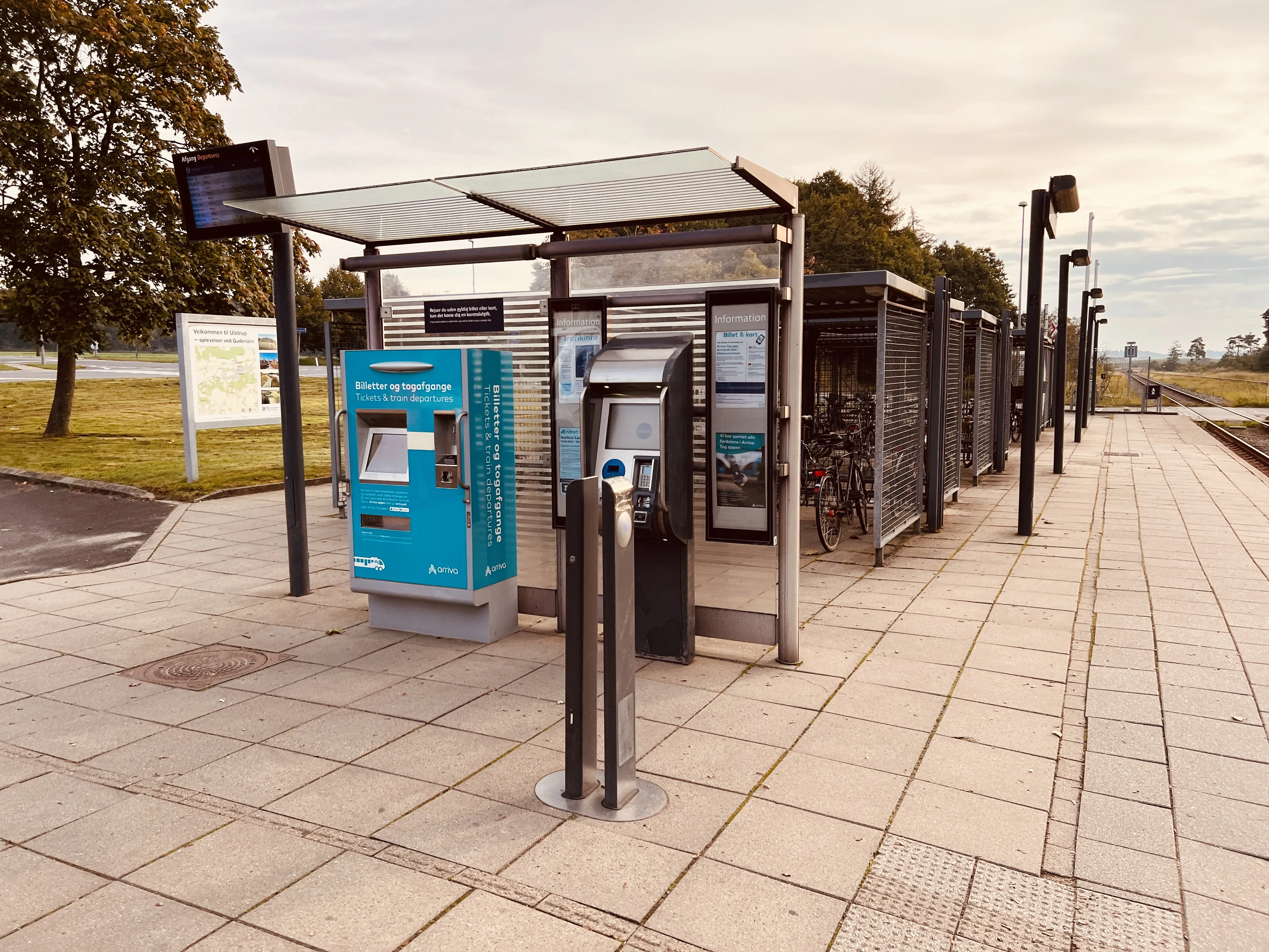 Billede af Ulstrup Trinbræt. Billede af Ulstrup Trinbræt.