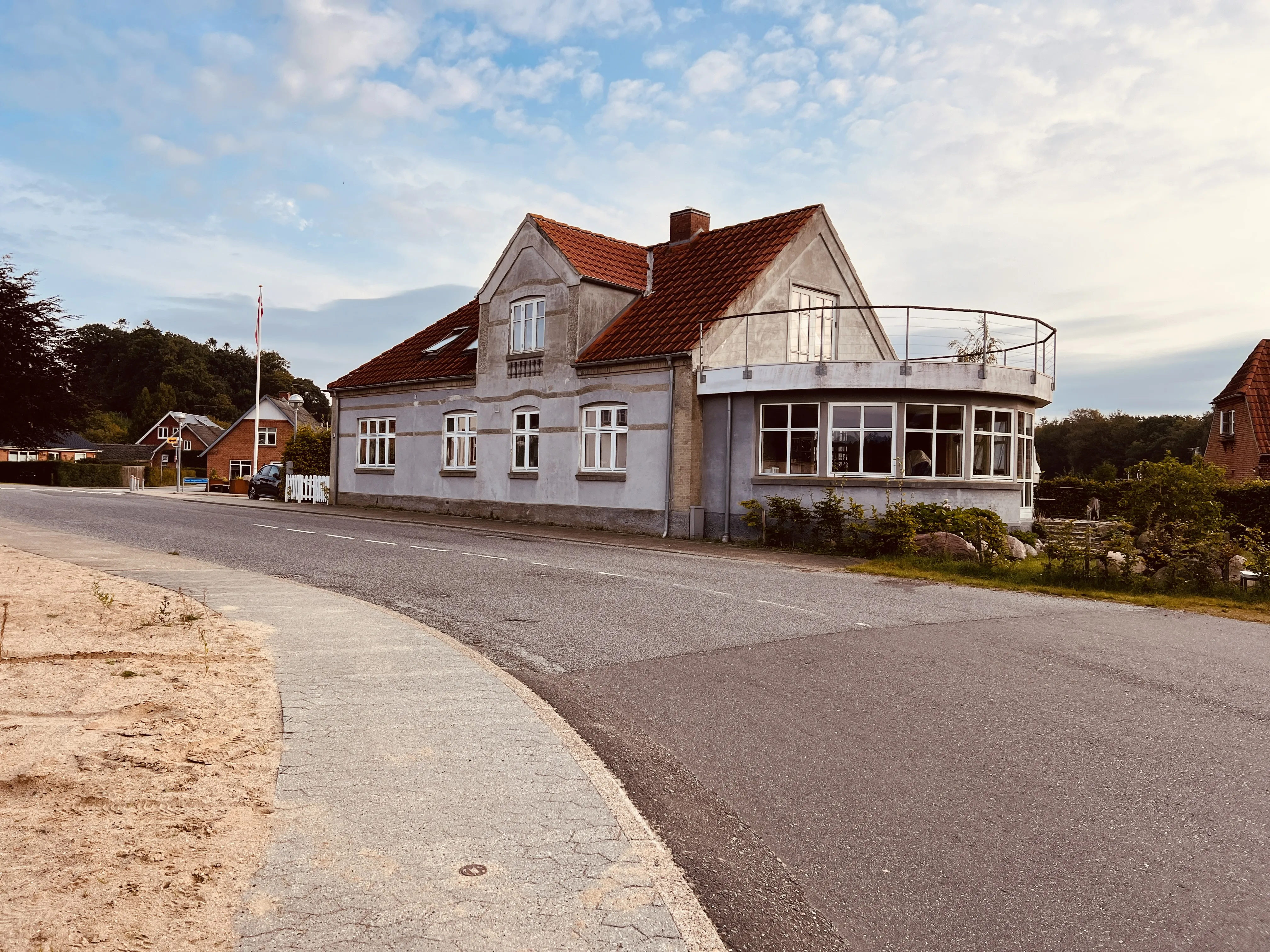 Billede af Tange Hotel ved Tange Billetsalgssted. Billede af Tange Hotel ved Tange Billetsalgssted.