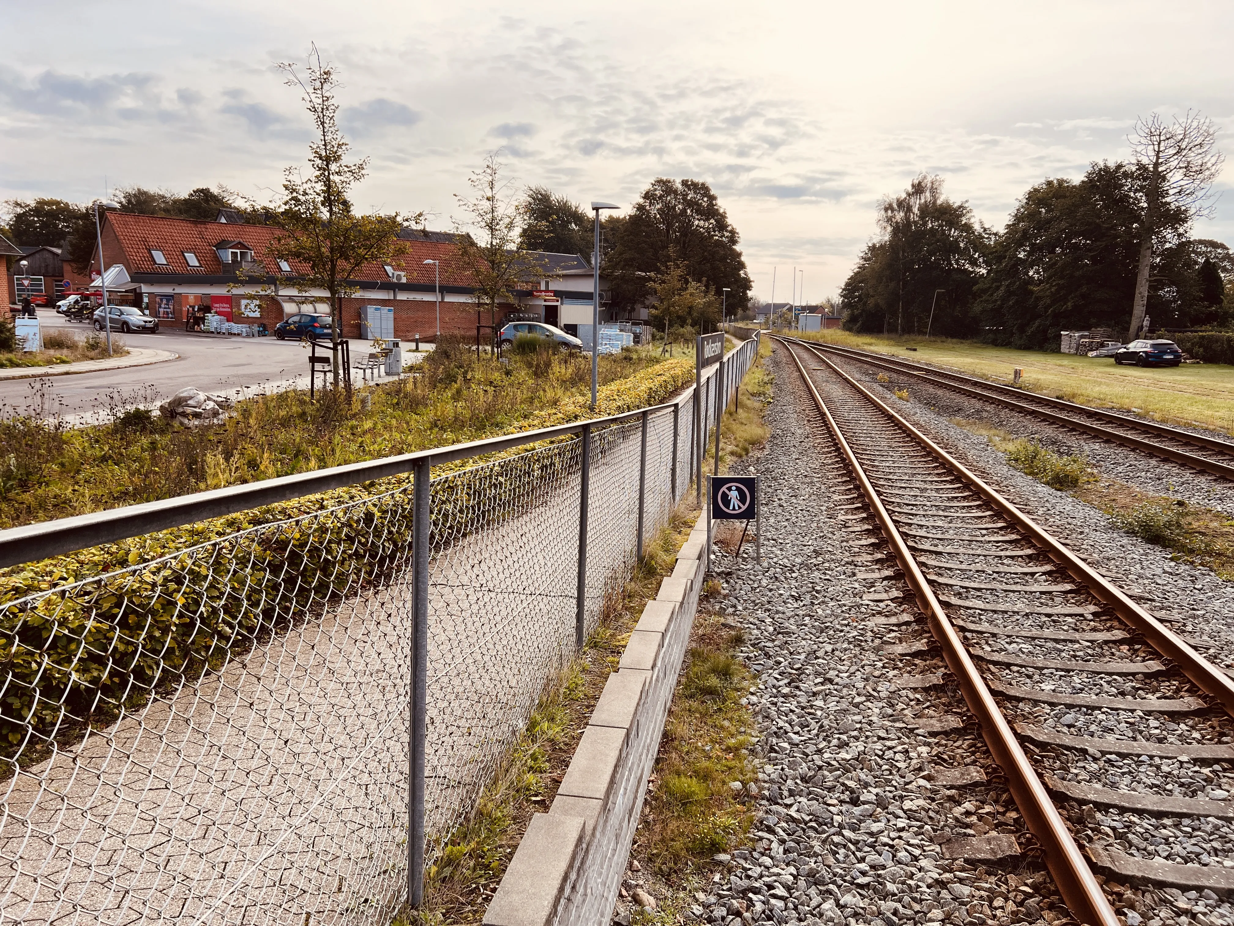 Billede af Rødkærsbro Station - Station er nedrevet, men Rødkærsbro Station har ligget her. Billede af Rødkærsbro Station - Station er nedrevet, men Rødkærsbro Station har ligget her.