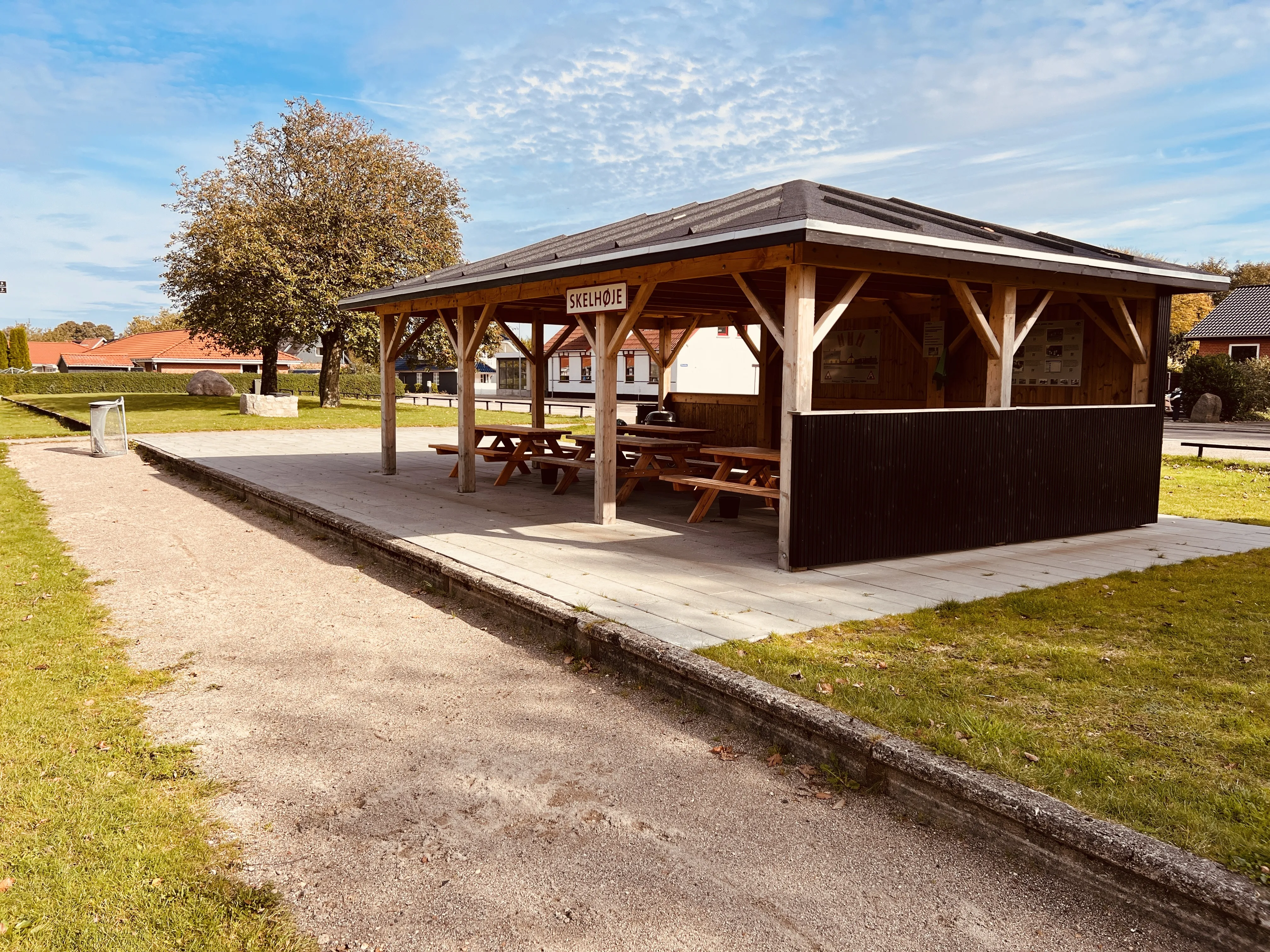 Billede af Skelhøje Station - Station er nedrevet, men Skelhøje Station har ligget her, hvor der er lavet et picnic hus.