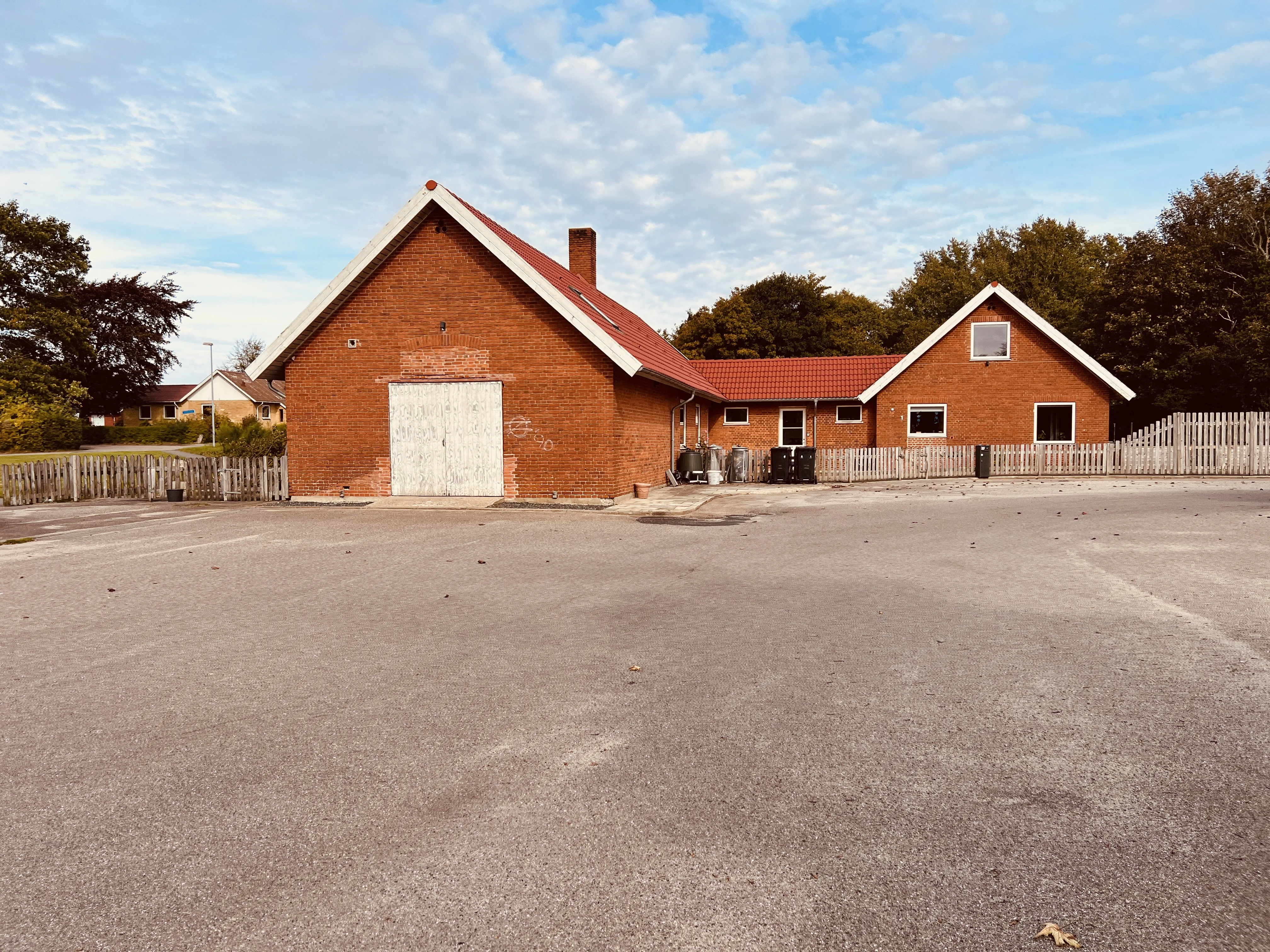 Billede af Kølvrå Station - Station er nedrevet, men Kølvrå Station har ligget her foran den nye stationsbygning fra 1956.