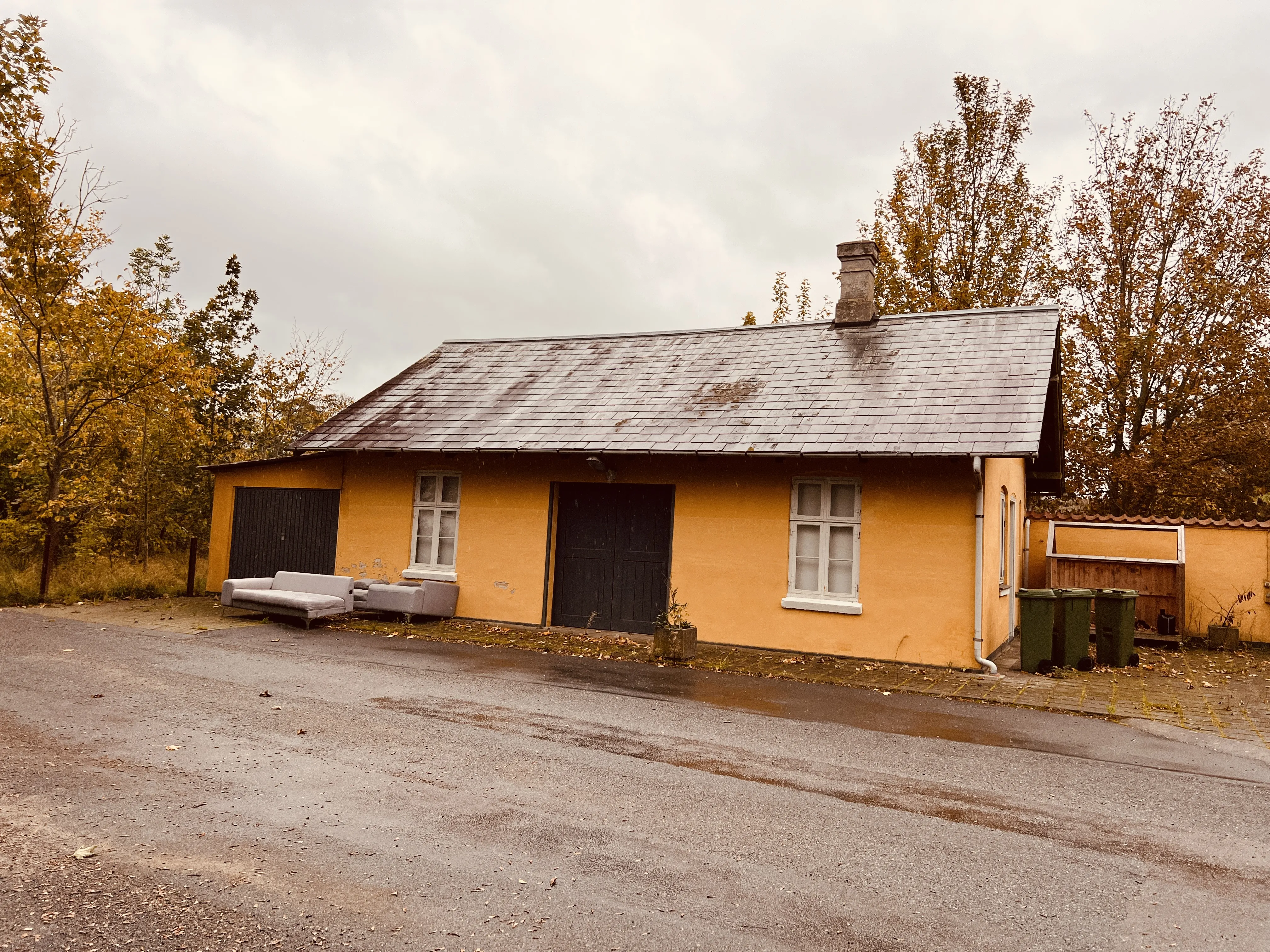 Billede af Højrup Stations varehus.