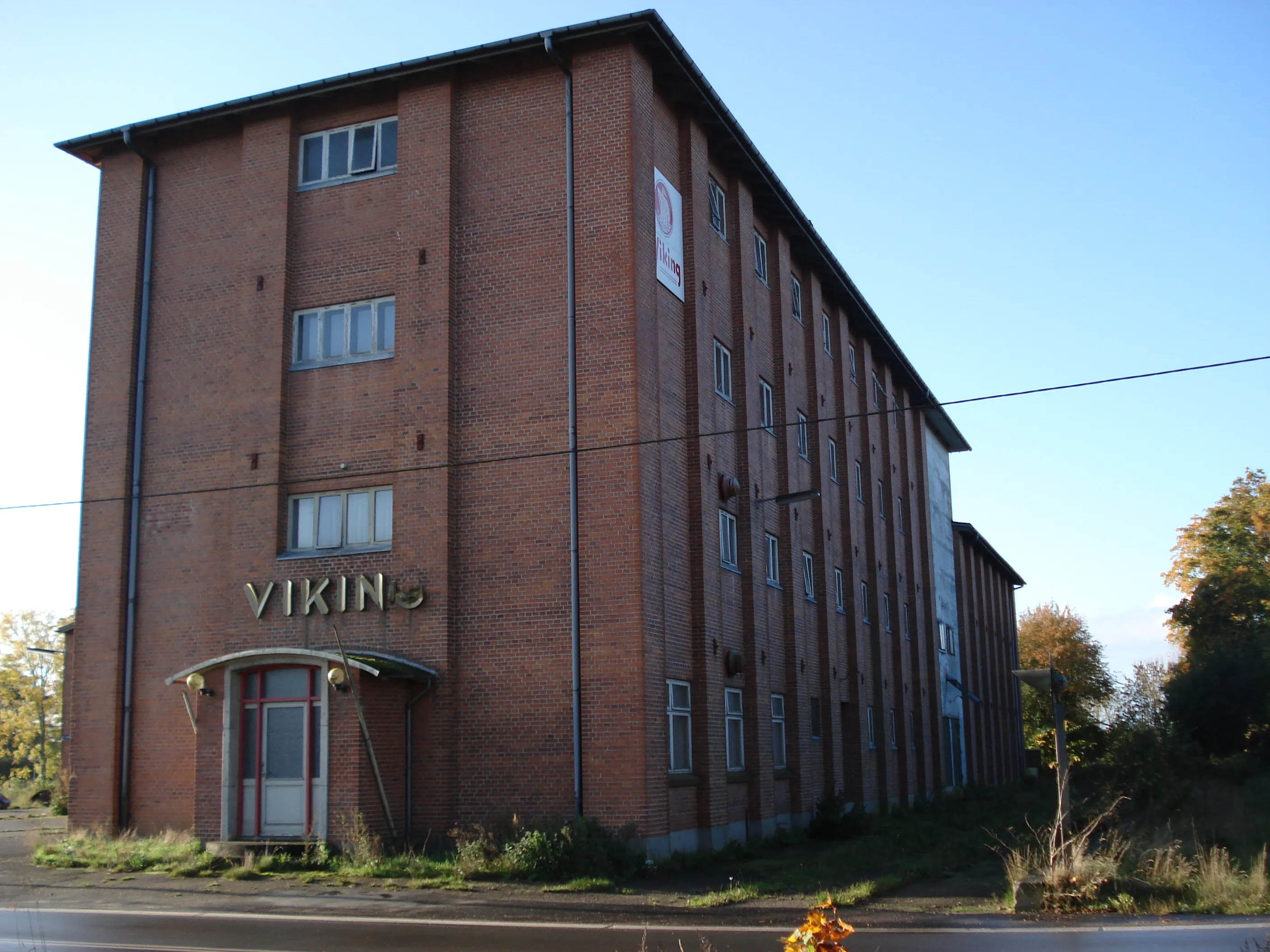 Billede af Viking møllen ved Højrup Station.