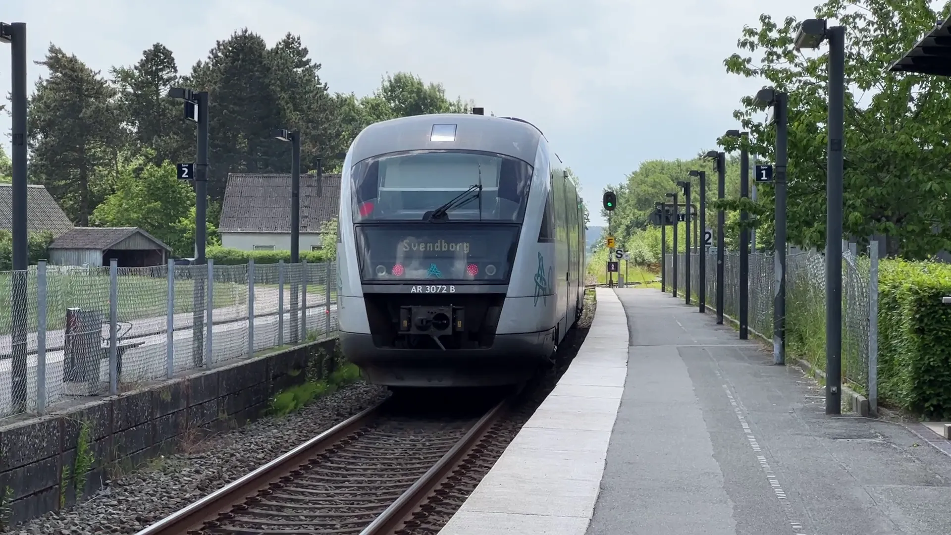 Billede af ARRIVA AR 3072 ud for Stenstrup Trinbræt. Billede af ARRIVA AR 3072 ud for Stenstrup Trinbræt.