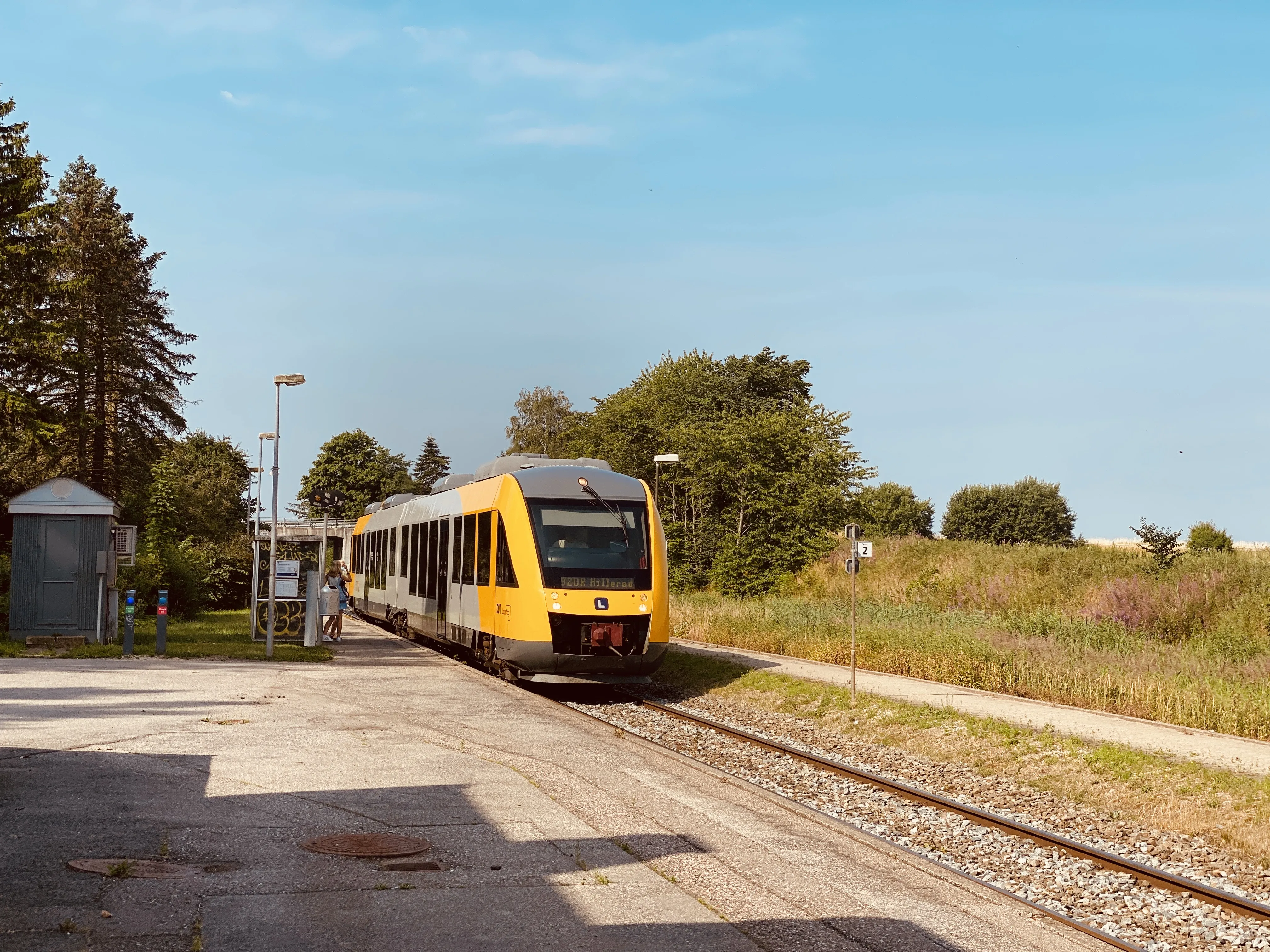 Billede af LT 111-211, tidligere LB 111-211 fotograferet ud for Brødeskov Station. Billede af LT 111-211, tidligere LB 111-211 fotograferet ud for Brødeskov Station.