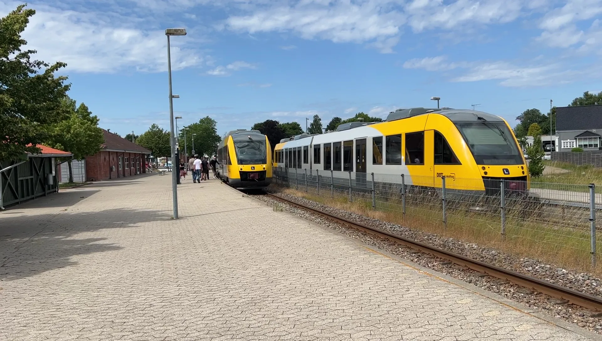 Billede af LT 114-214, tidligere LB 114-214 fotograferet ud for Helsinge Station. Billede af LT 114-214, tidligere LB 114-214 fotograferet ud for Helsinge Station.
