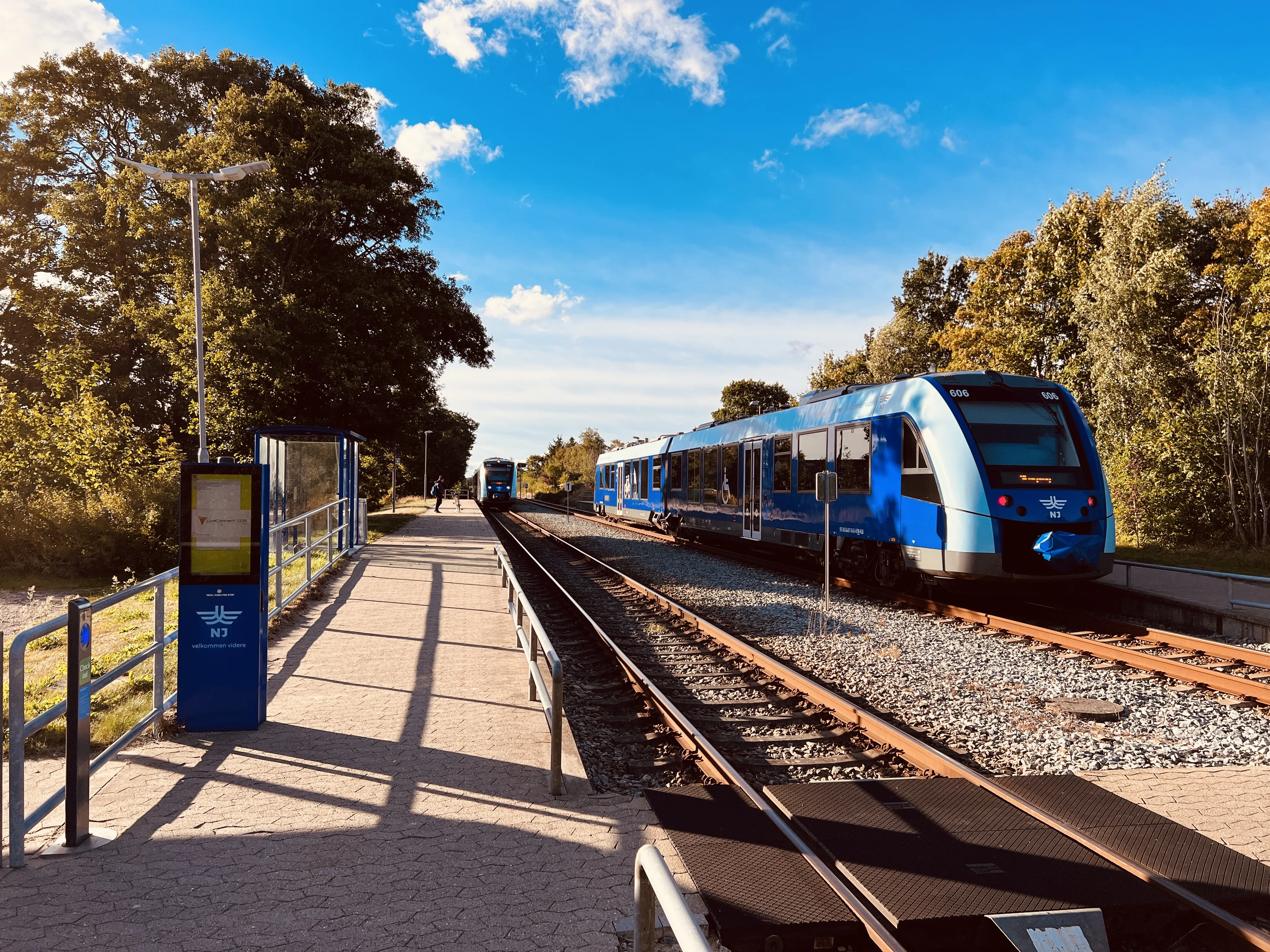 Billede af NJJ LM 606 fotograferet ud for Jerup Trinbræt. Billede af NJJ LM 606 fotograferet ud for Jerup Trinbræt.