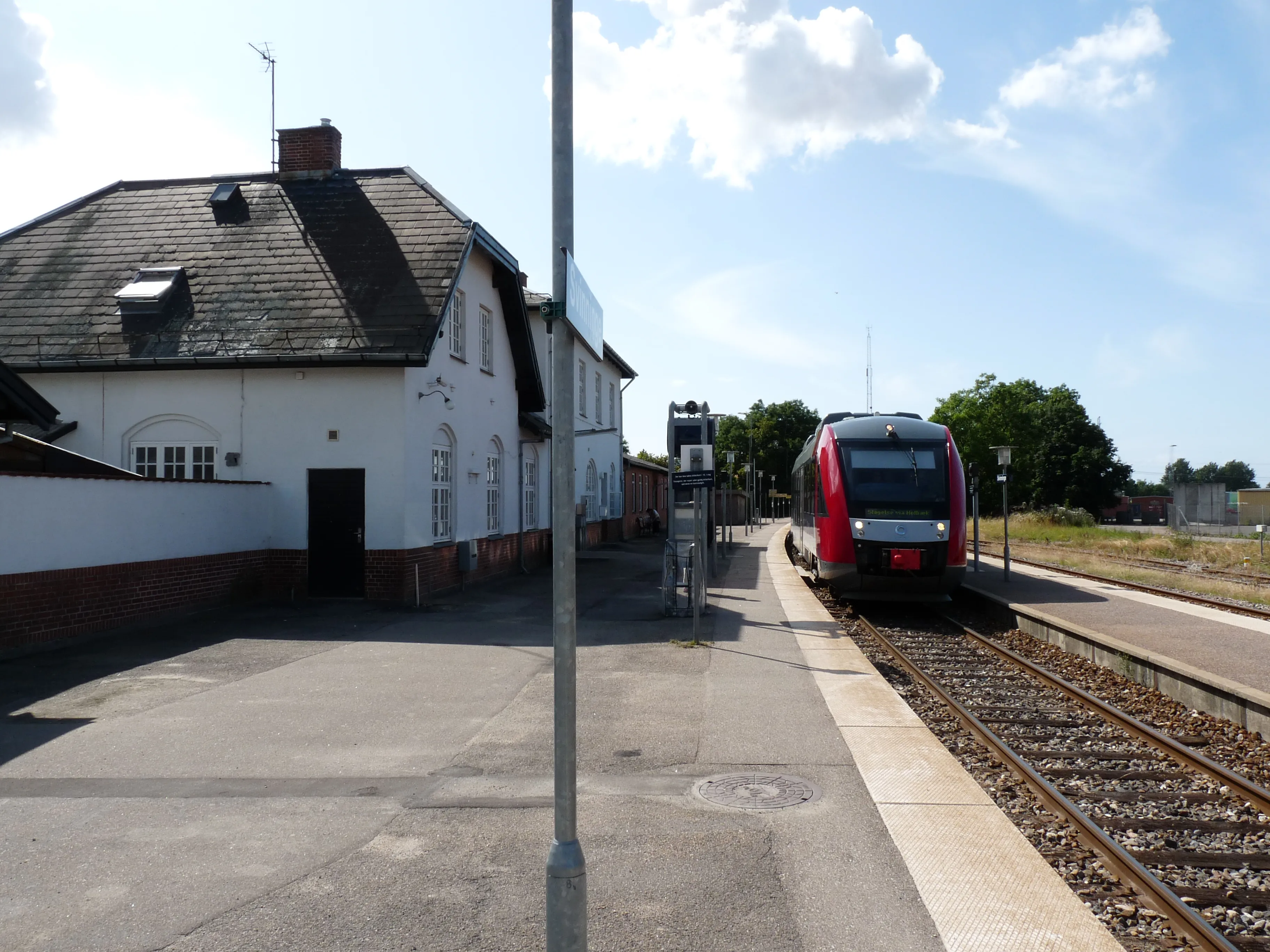 Billede af RTOG 2028-2128, tidligere VL 2028-2128 fotograferet ud for Svinninge Station. Billede af RTOG 2028-2128, tidligere VL 2028-2128 fotograferet ud for Svinninge Station.