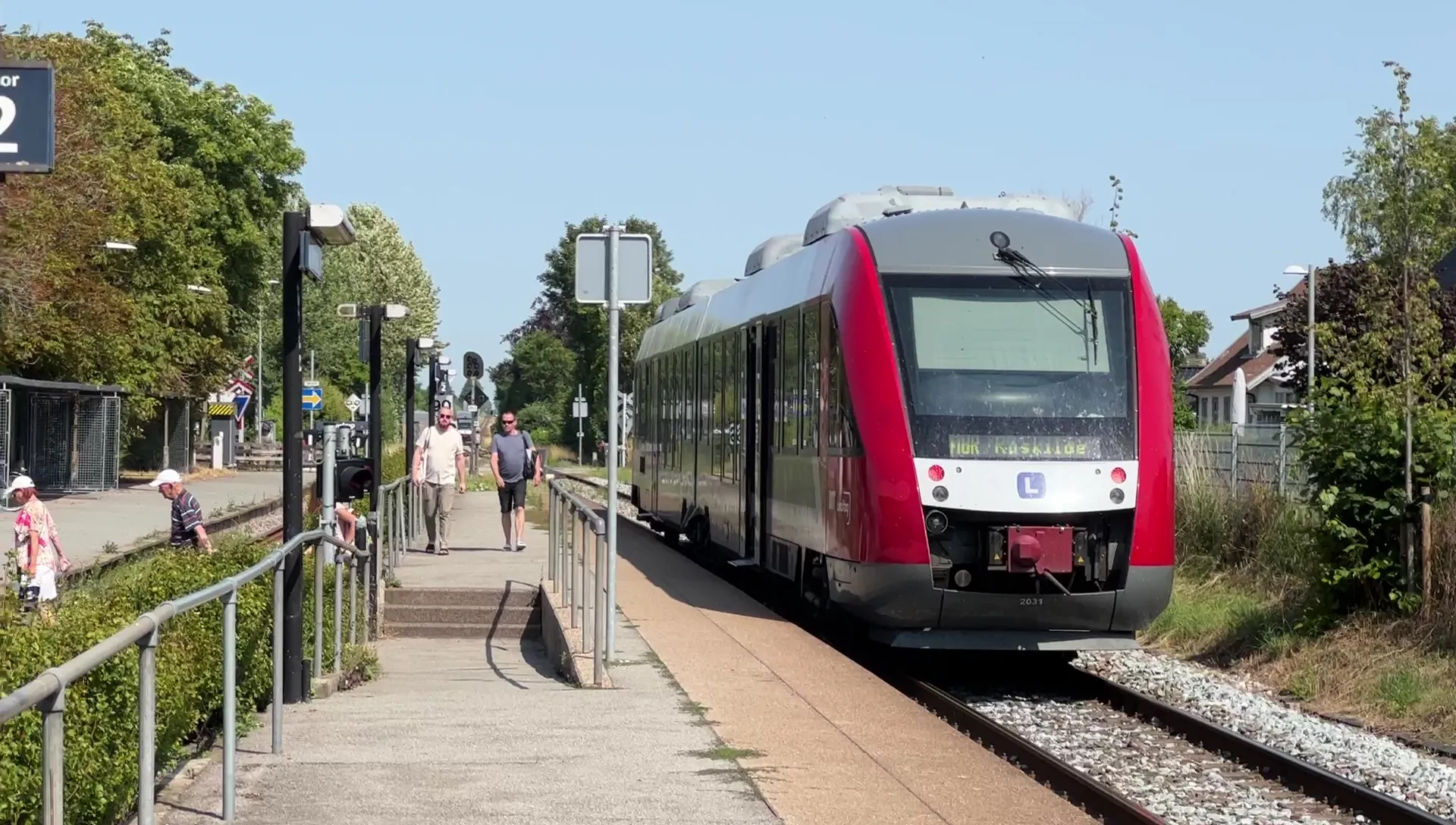 Billede af LT 2031-2131, tidligere VL 2031-2131 fotograferet ud for Havdrup Station. Billede af LT 2031-2131, tidligere VL 2031-2131 fotograferet ud for Havdrup Station.