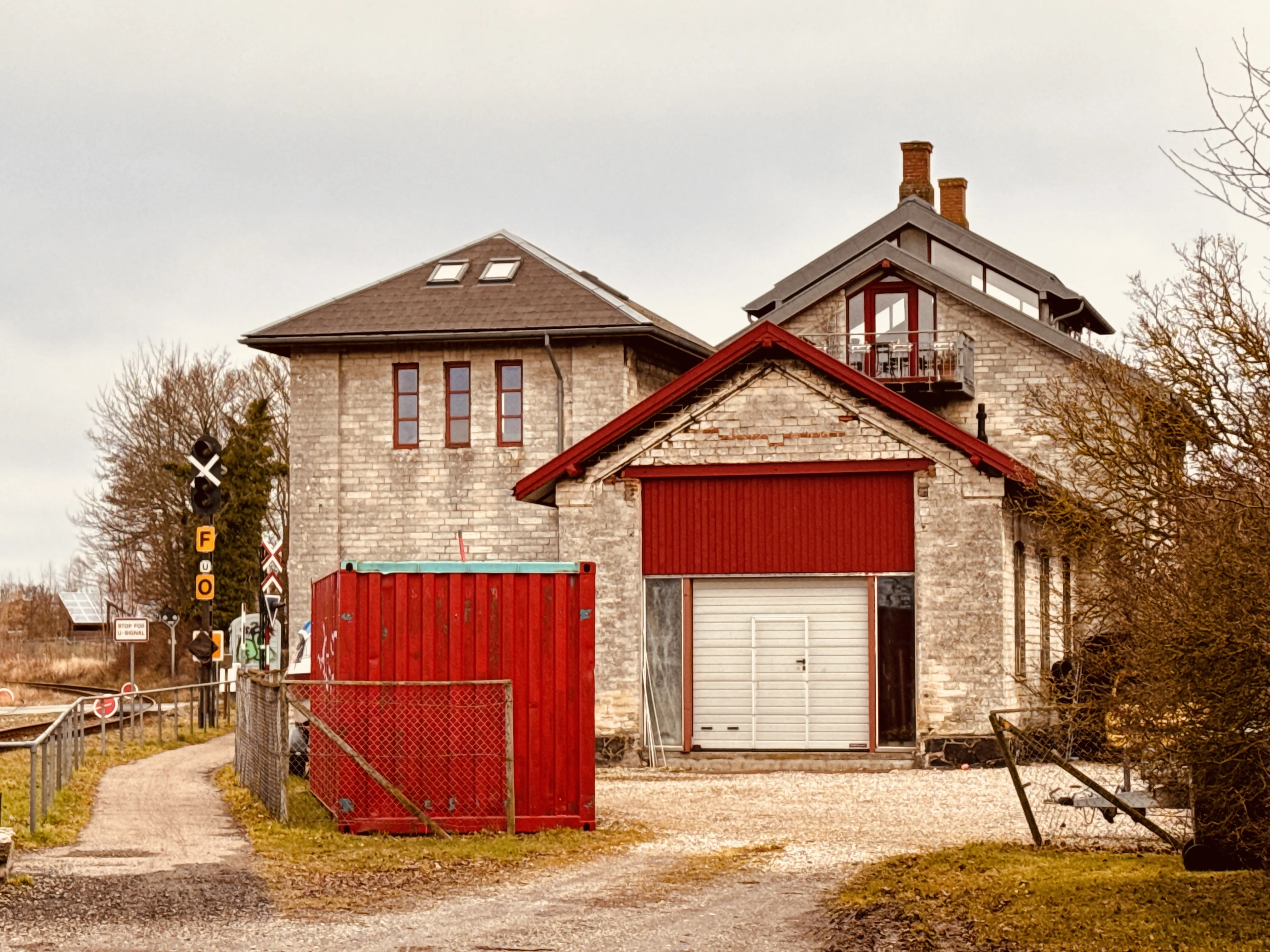 Billede af Rødvig Stations remise.