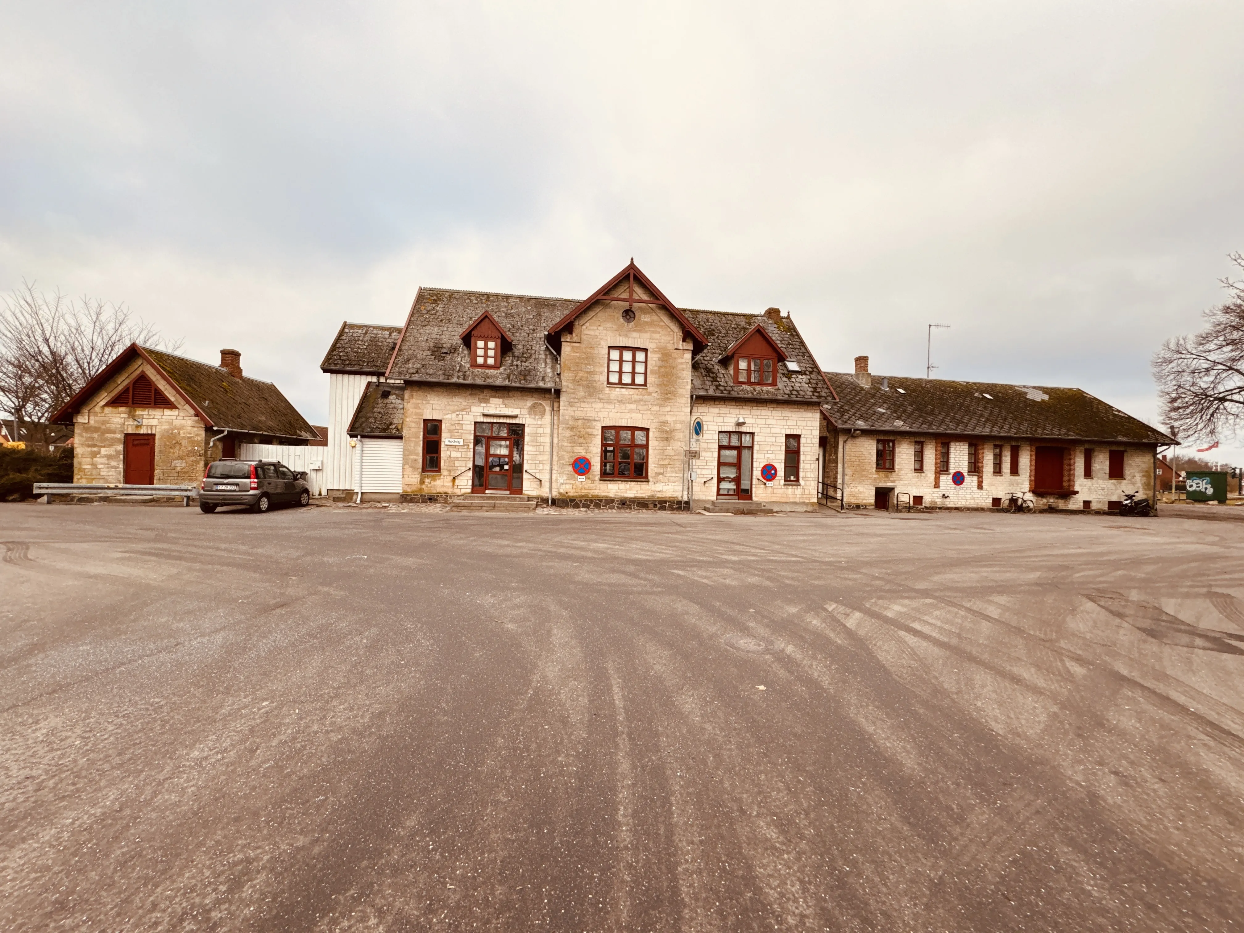 Billede af Rødvig Station. Billede af Rødvig Station.