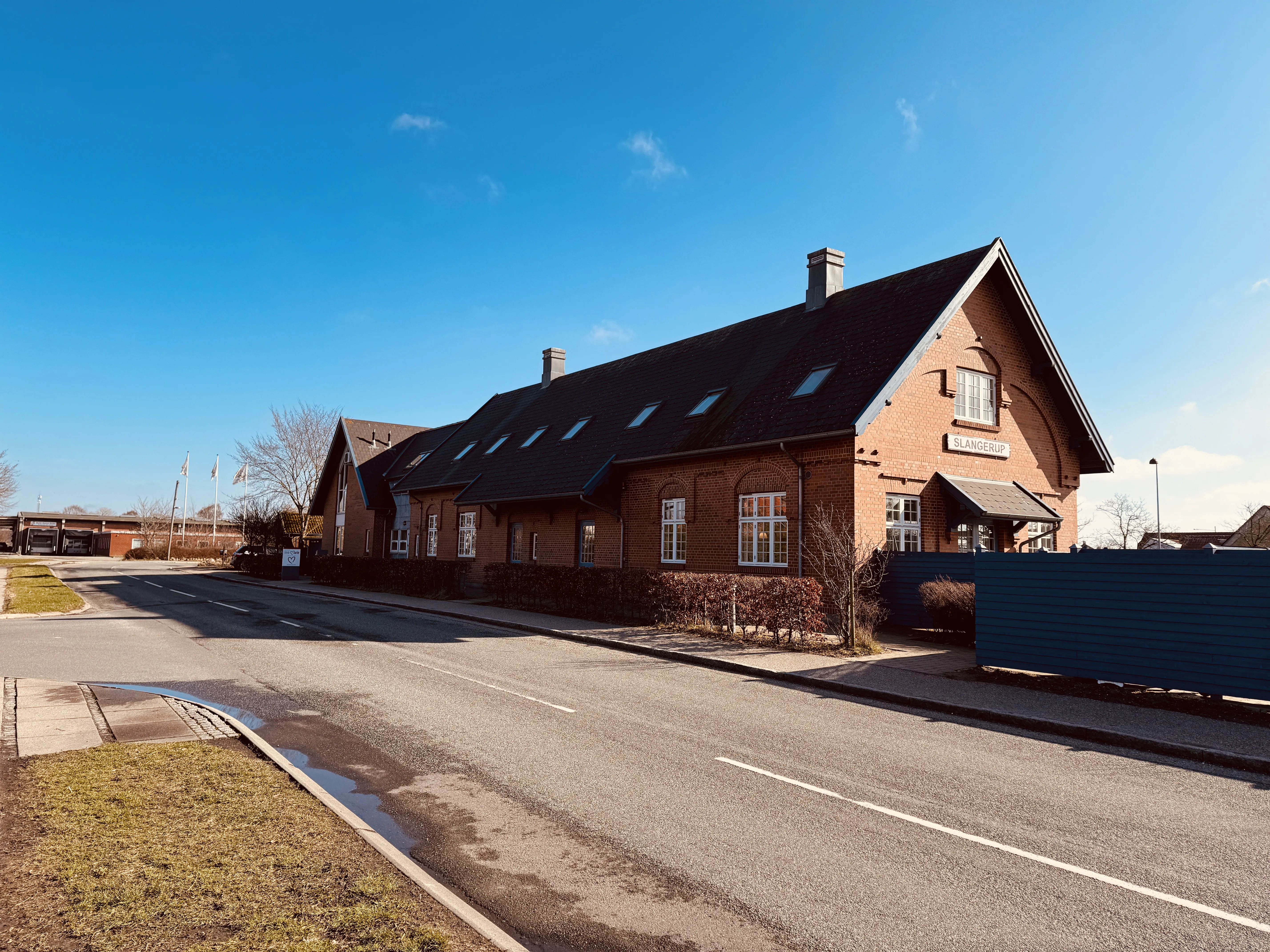 Billede af Slangerup Station. Billede af Slangerup Station.