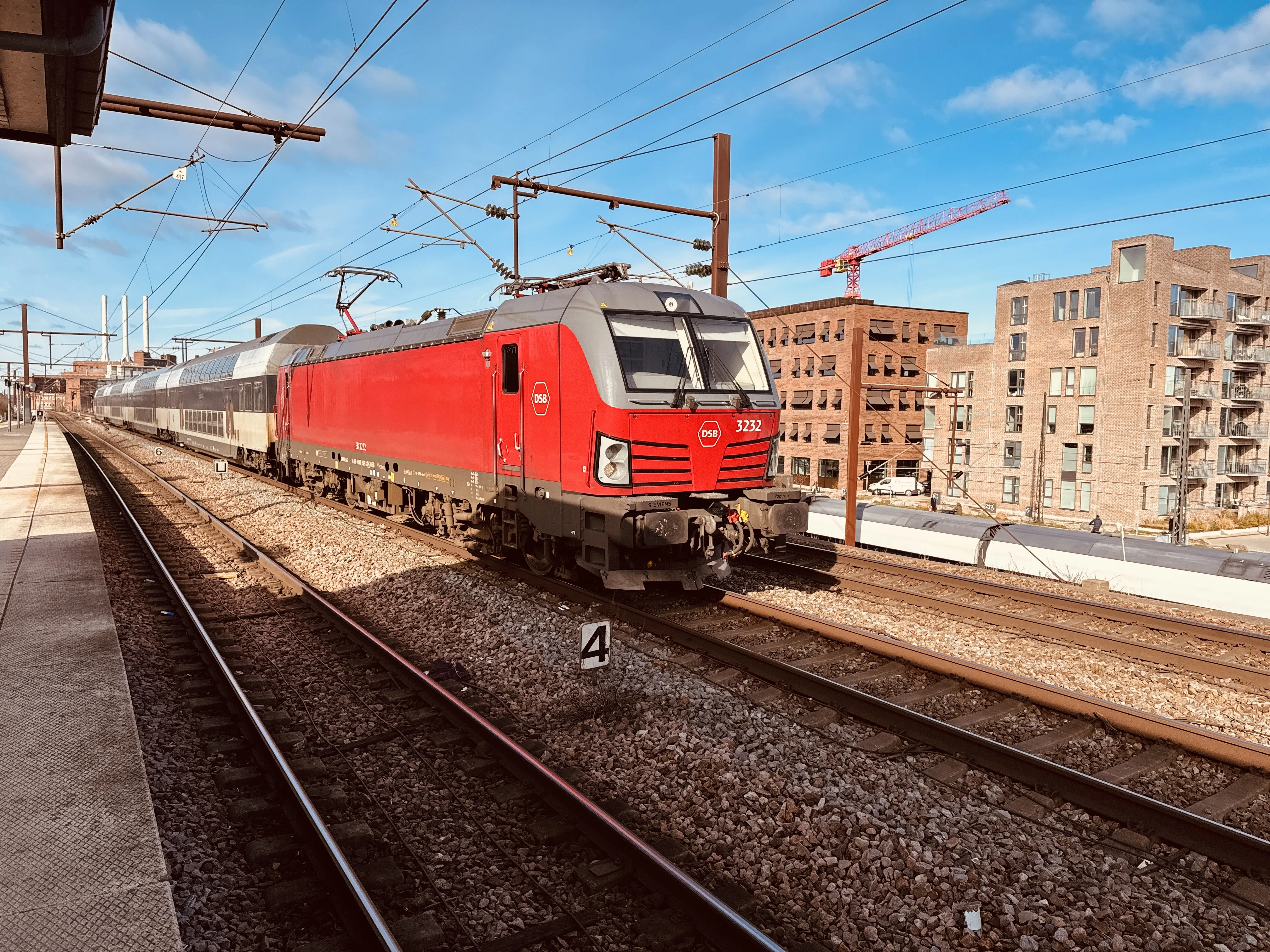 Billede af DSB EB 3232 fotograferet ud for Nordhavn S-togstrinbræt. Billede af DSB EB 3232 fotograferet ud for Nordhavn S-togstrinbræt.