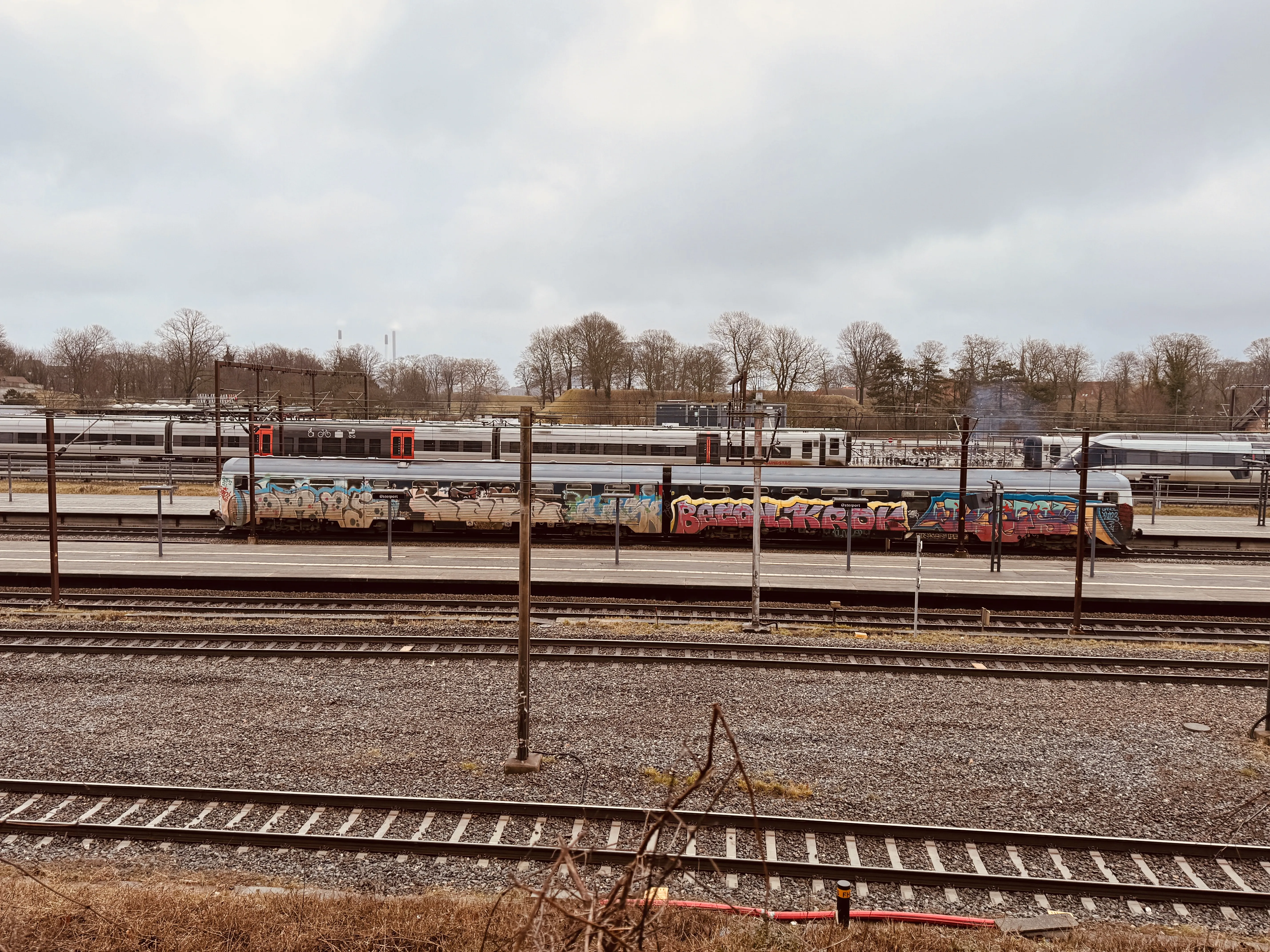 Billede af CRSA MRD 4262, tidligere DSB MRD 4262 fotograferet ud for Østerport Station.