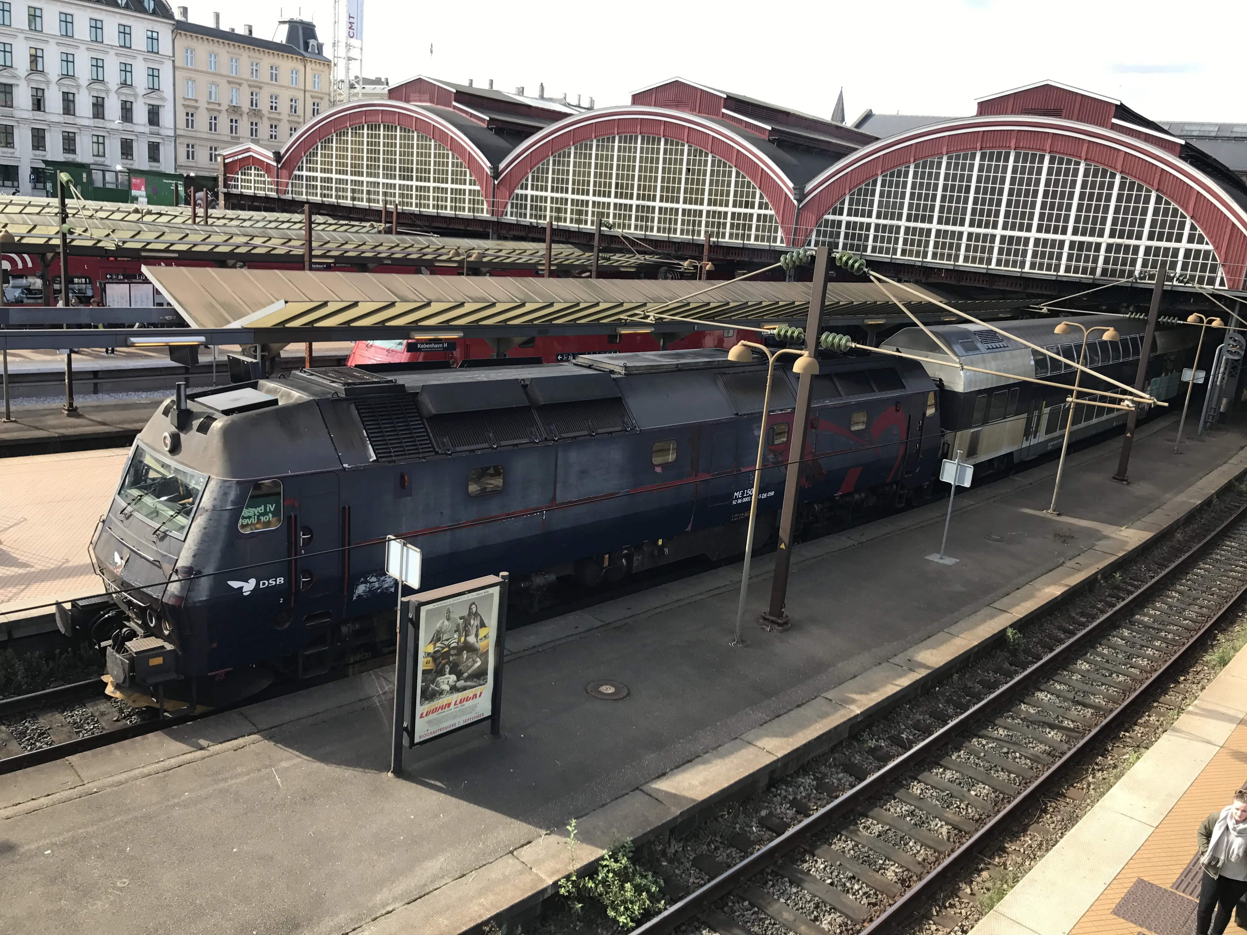 Billede af DSB ME 1509 fotograferet ud for København Hovedbanegård. Billede af DSB ME 1509 fotograferet ud for København Hovedbanegård.