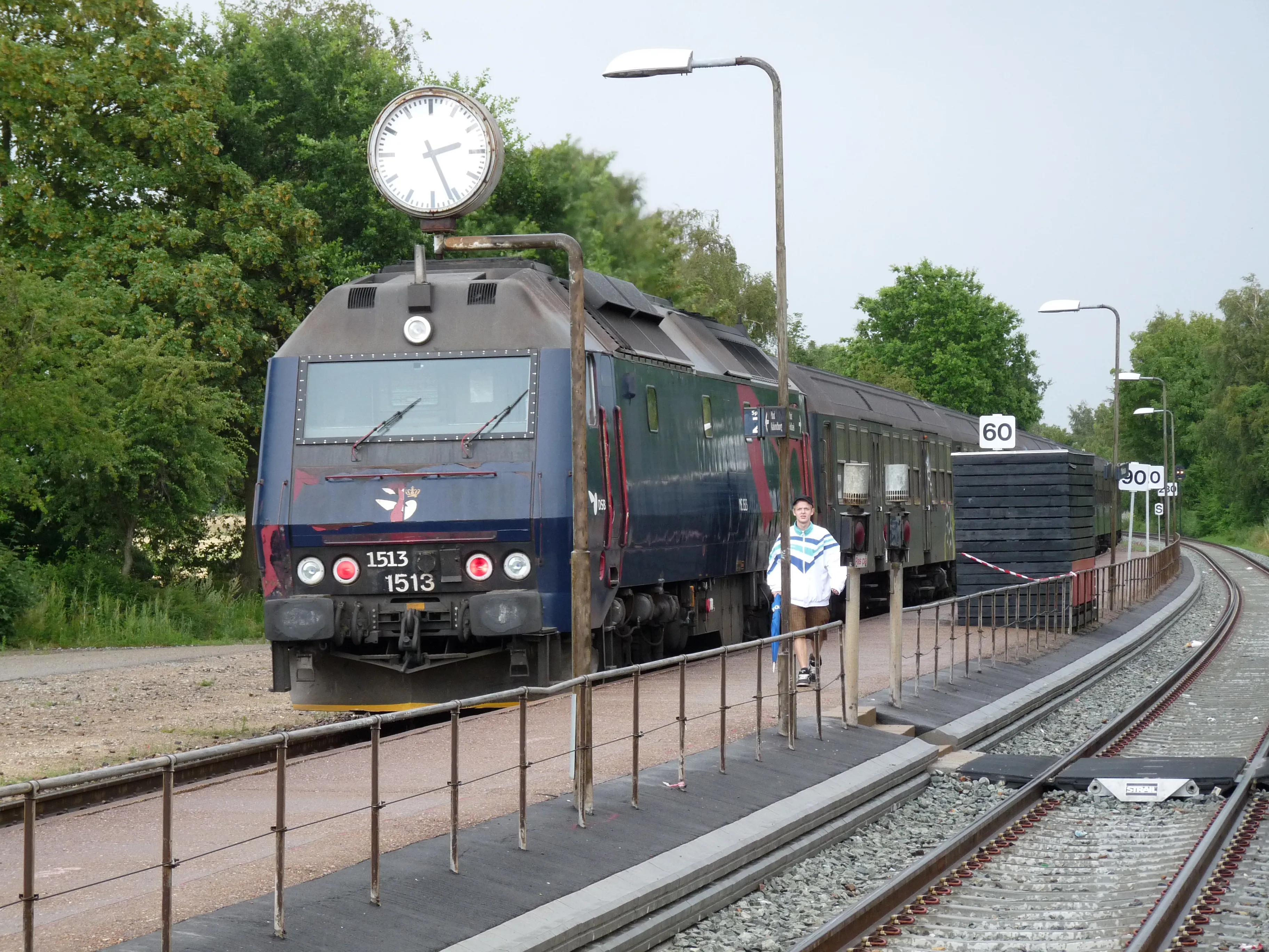 Billede af DSB ME 1513 fotograferet ud for Mørkøv Station. Billede af DSB ME 1513 fotograferet ud for Mørkøv Station.