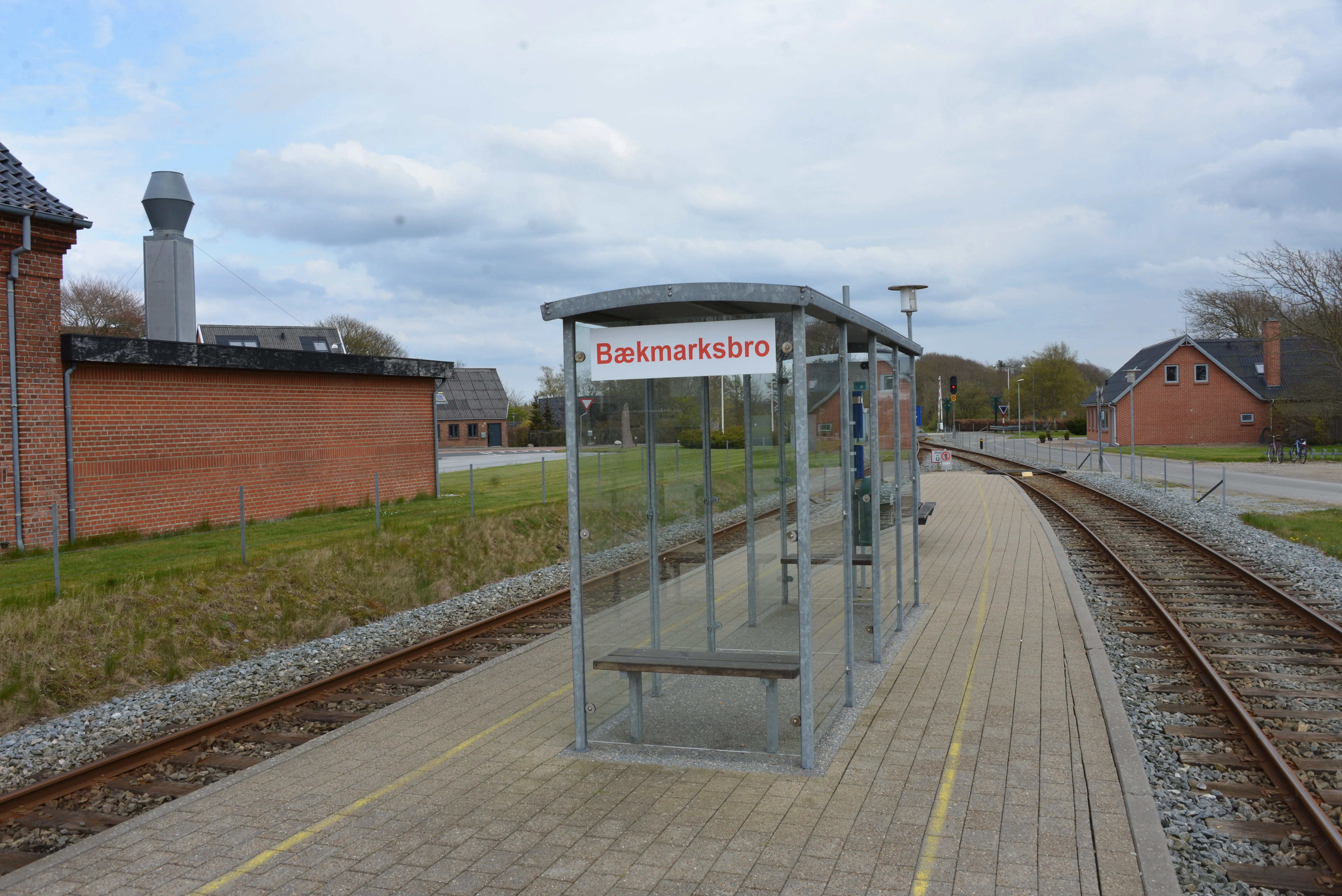 Billede af Bækmarksbro Station. Billede af Bækmarksbro Station.
