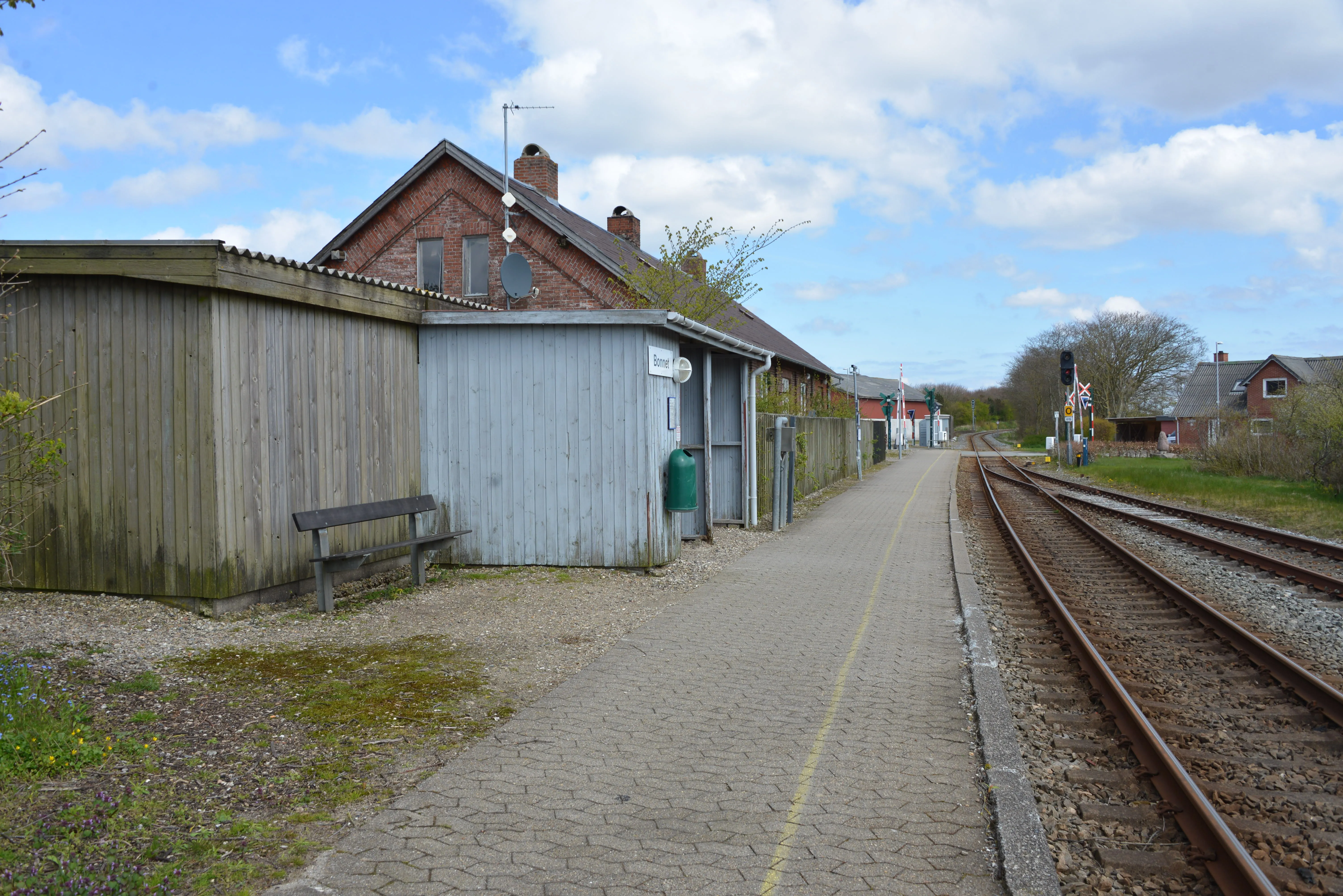 Billede af Bonnet Station. Billede af Bonnet Station.