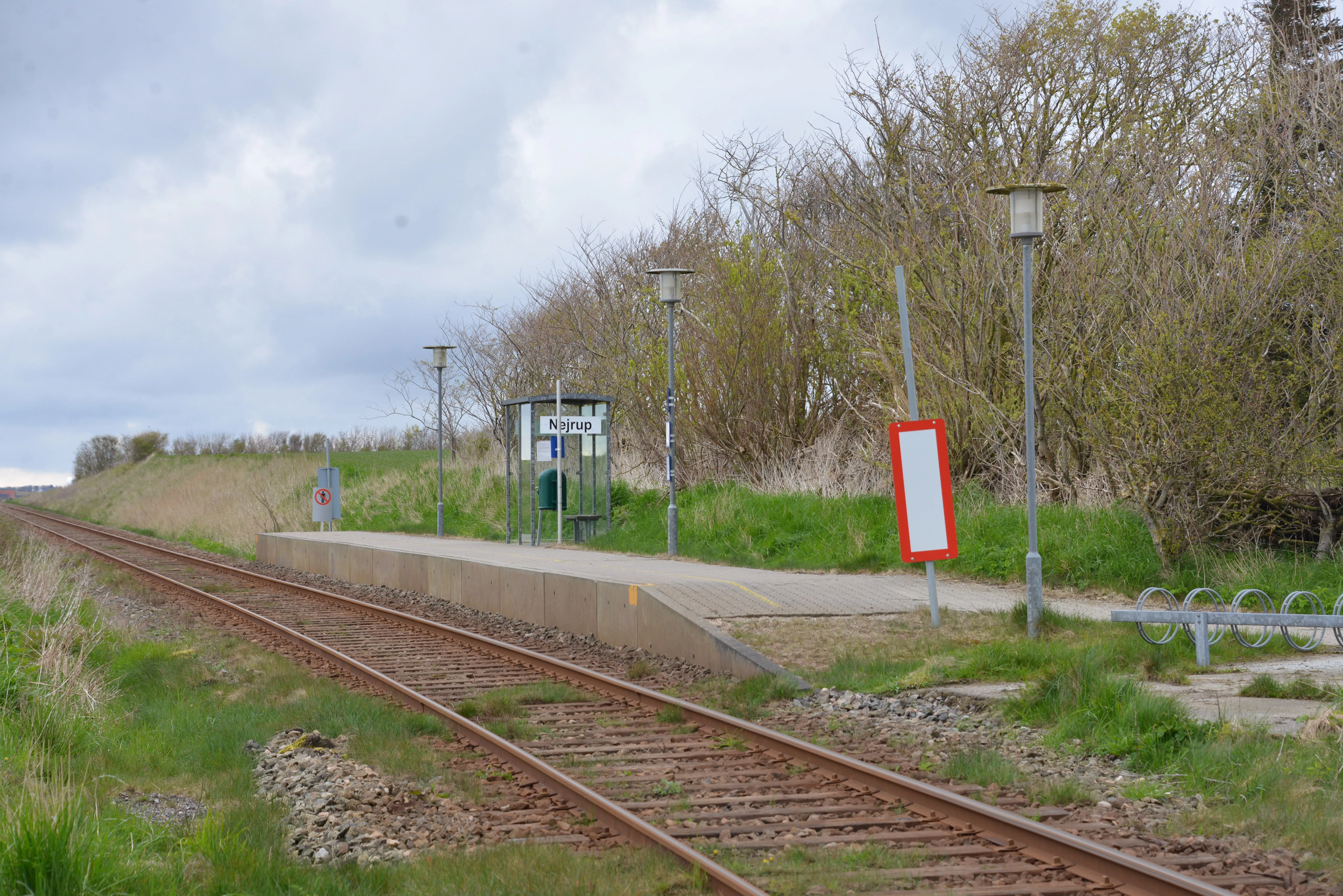 Billede af Nejrup Trinbræt. Billede af Nejrup Trinbræt.