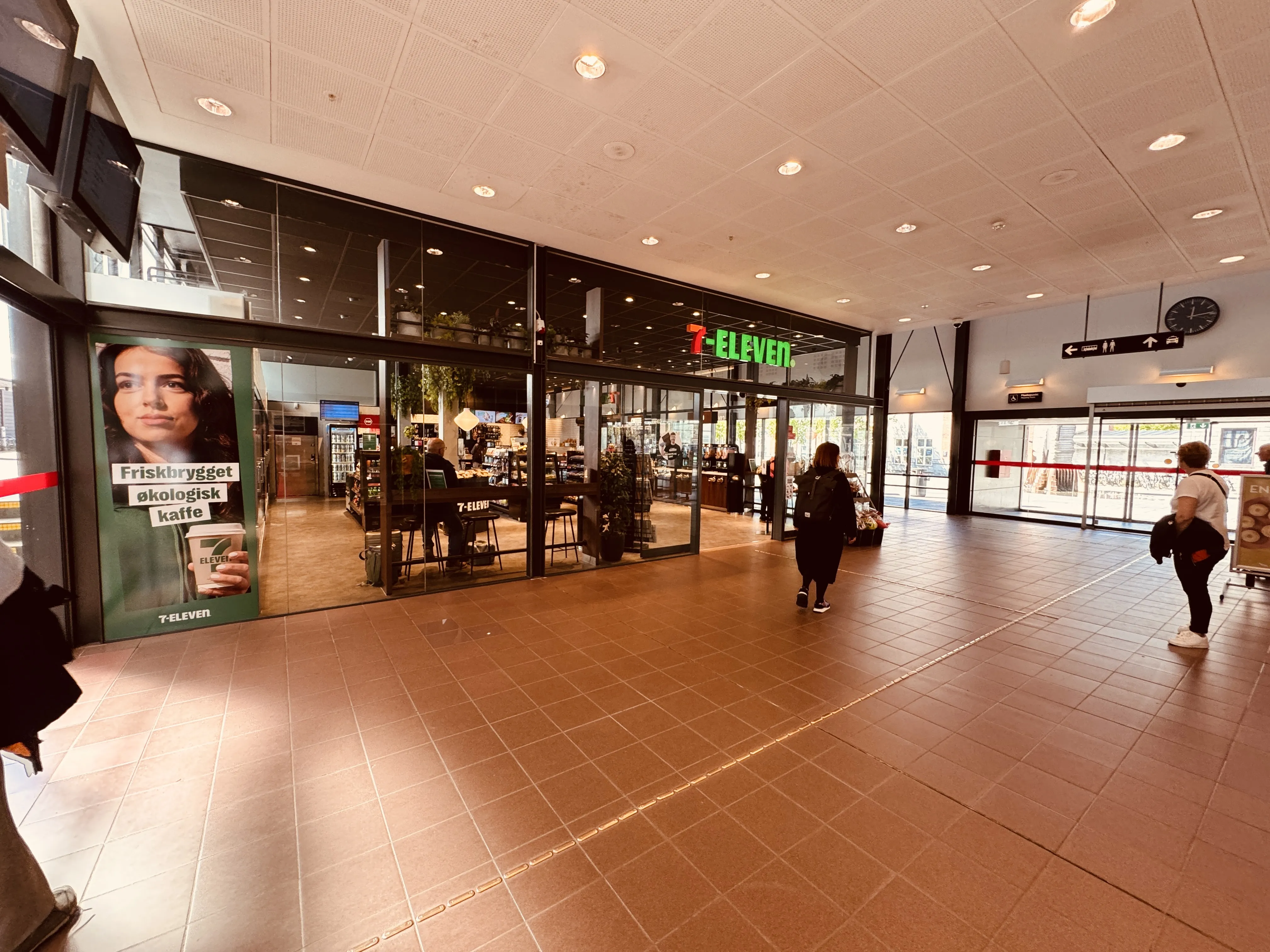 Billede af Vejle Station. Billede af Vejle Station.